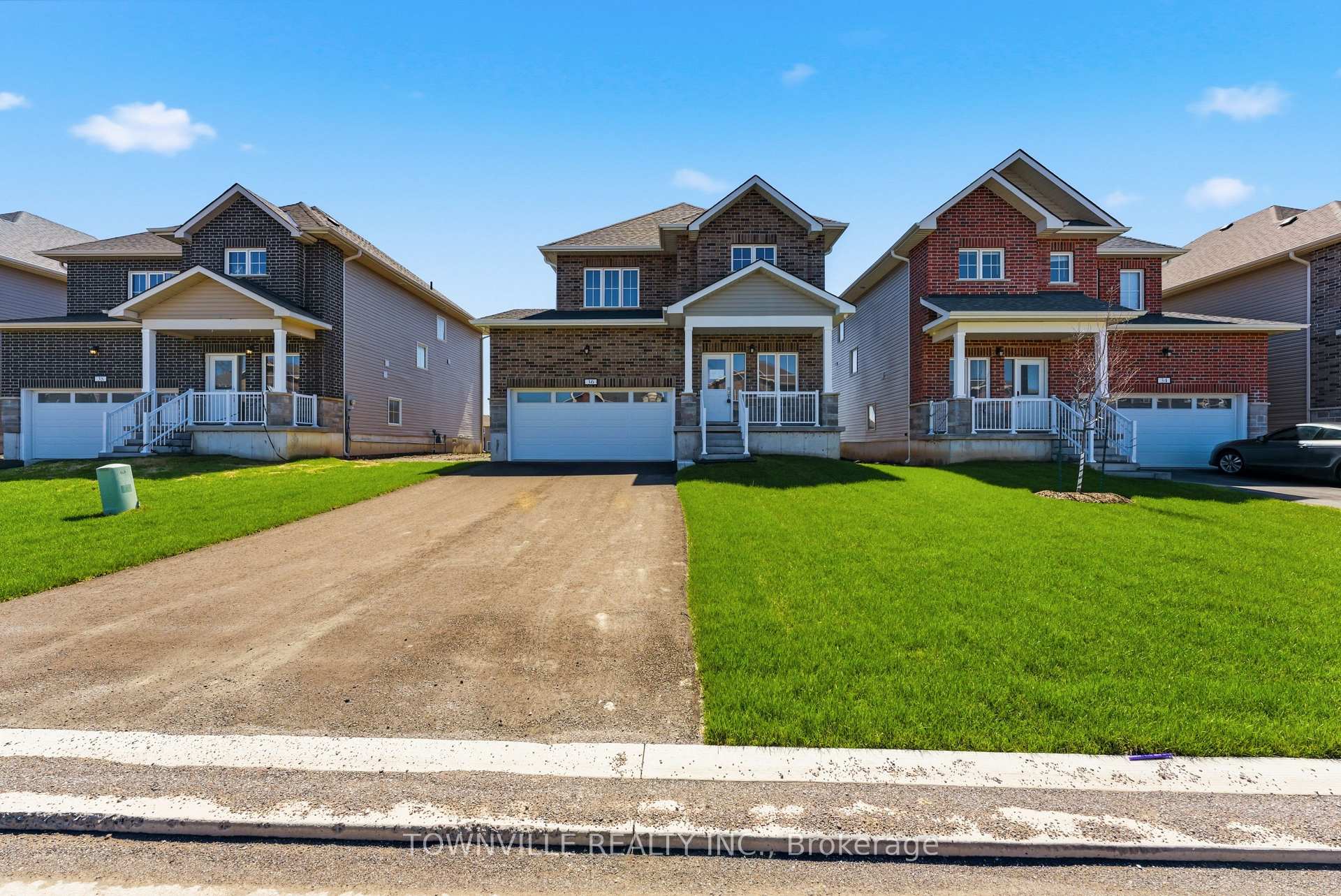 Photo 3 of 36 Bradden Crescent, Belleville, Belleville Ward — HOMEH