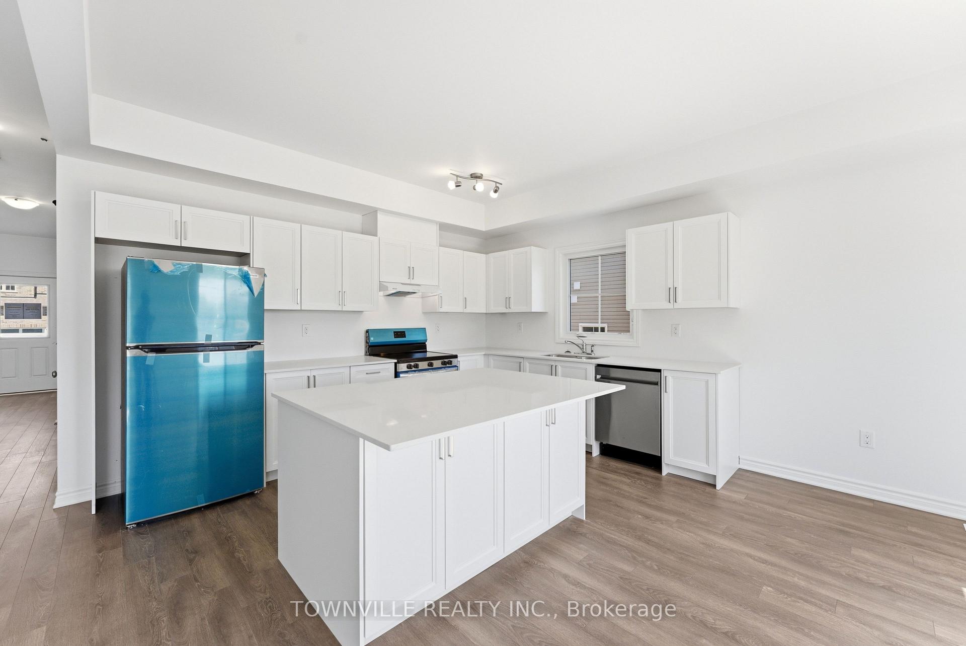 Photo 9 of 36 Bradden Crescent, Belleville, Belleville Ward — HOMEH
