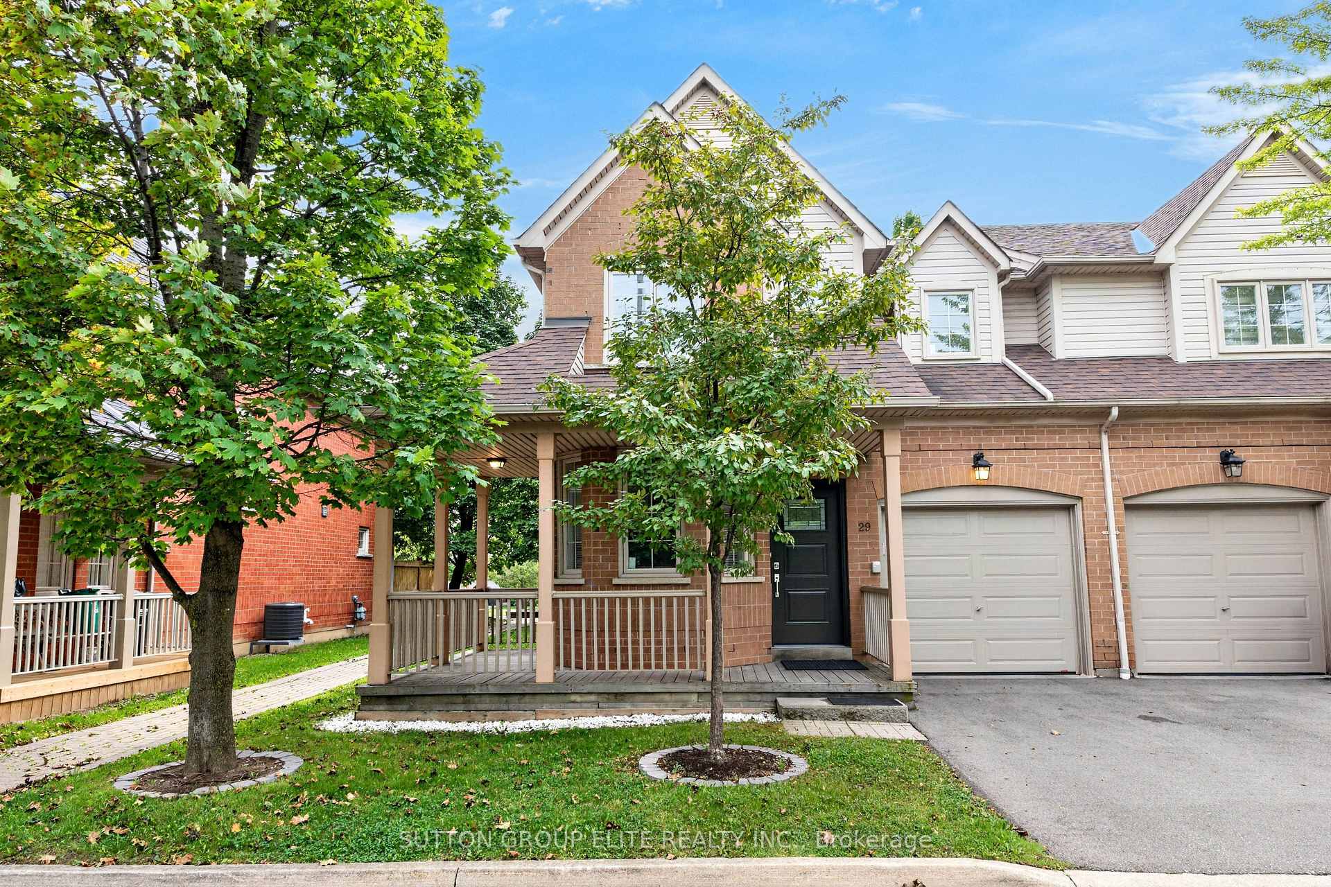 Photo 4 of Unit 29, 5223 Fairford Crescent, Mississauga, East Credit — HOMEH