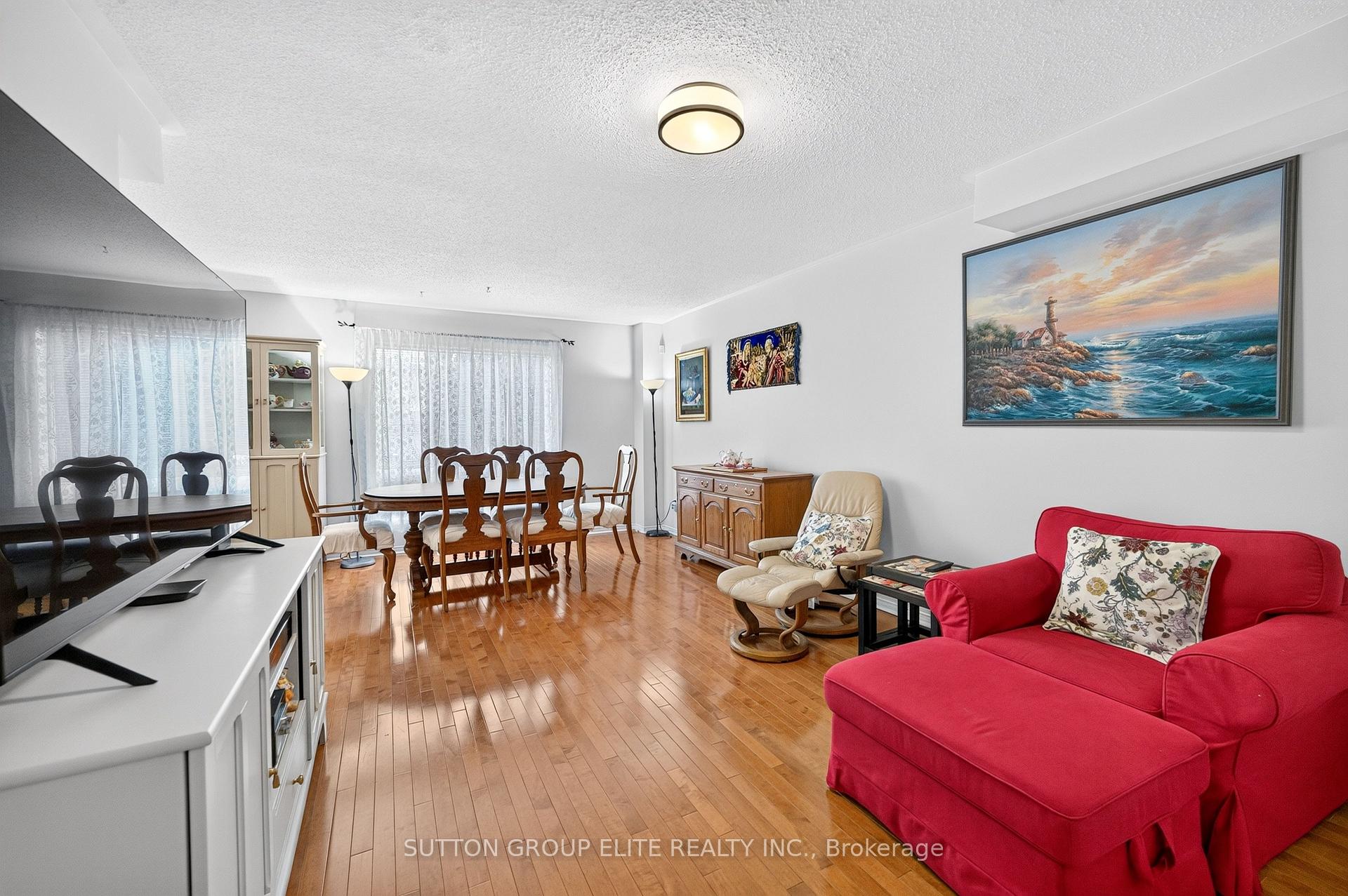 Photo 12 of Unit 29, 5223 Fairford Crescent, Mississauga, East Credit — HOMEH