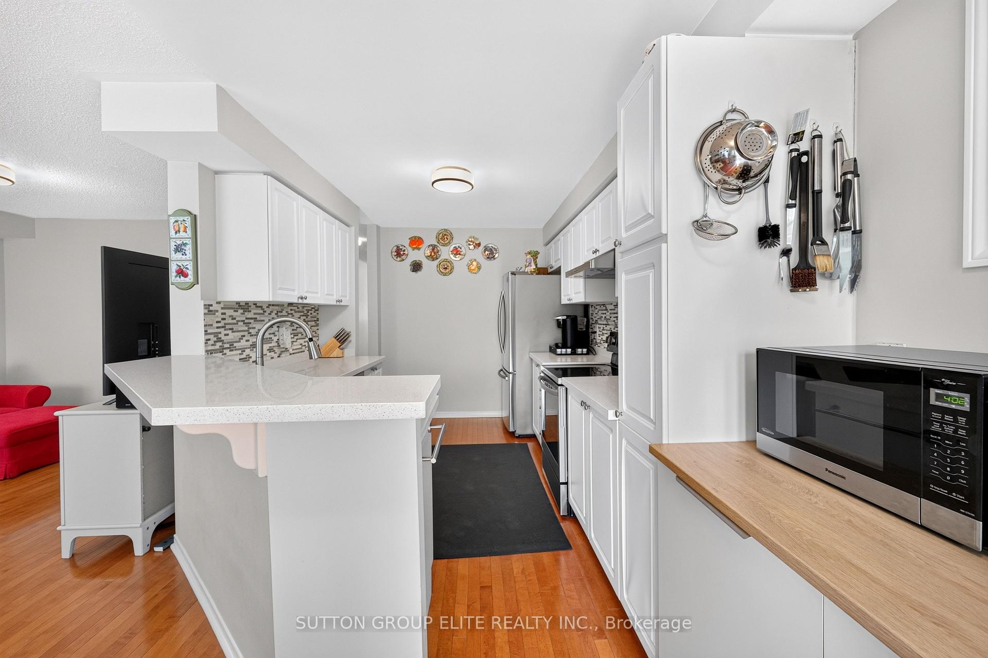 Photo 19 of Unit 29, 5223 Fairford Crescent, Mississauga, East Credit — HOMEH
