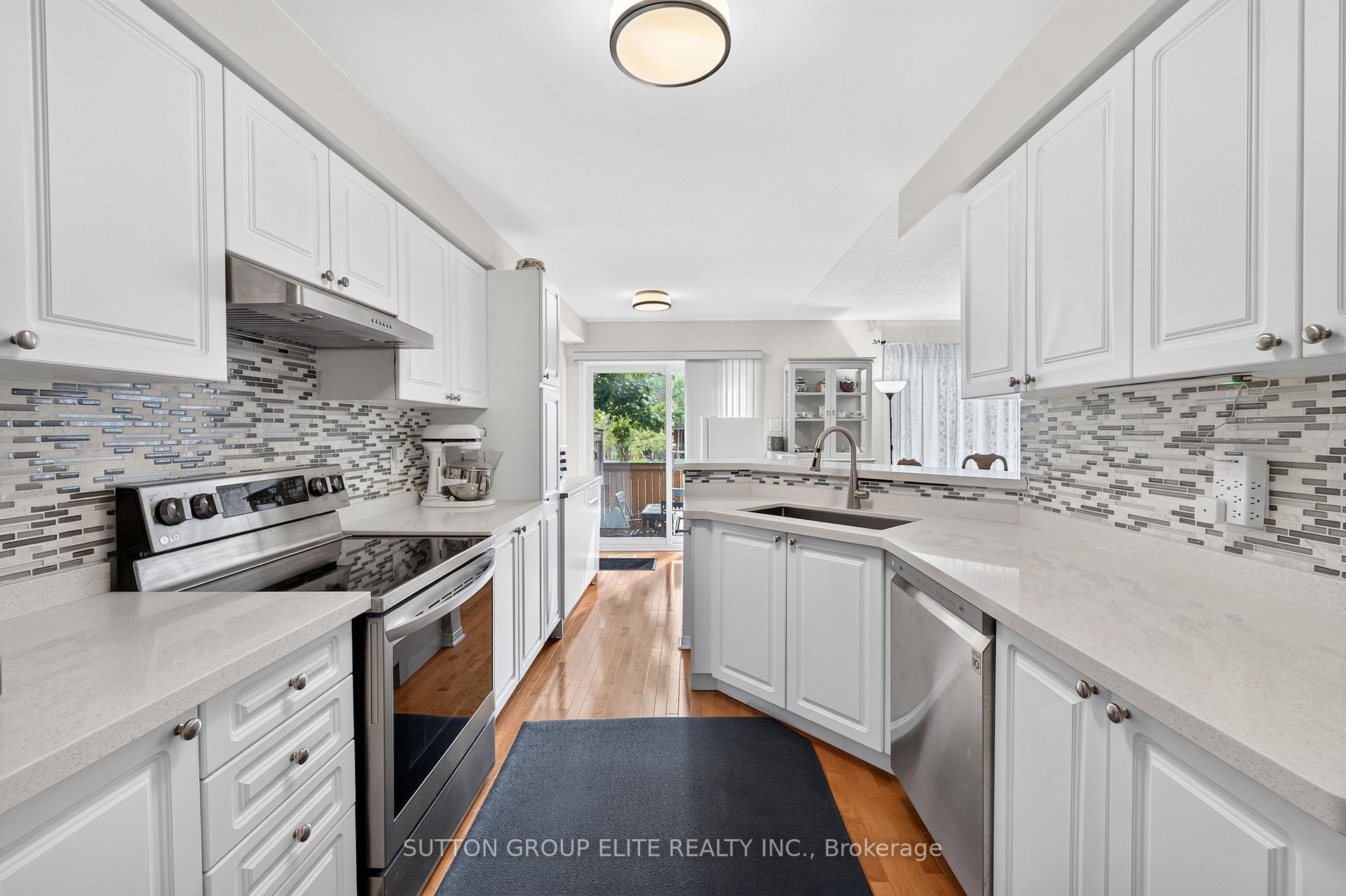 Photo 21 of Unit 29, 5223 Fairford Crescent, Mississauga, East Credit — HOMEH