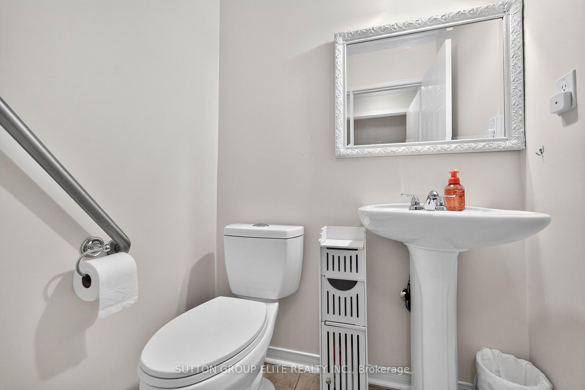 Photo 24 of Unit 29, 5223 Fairford Crescent, Mississauga, East Credit — HOMEH