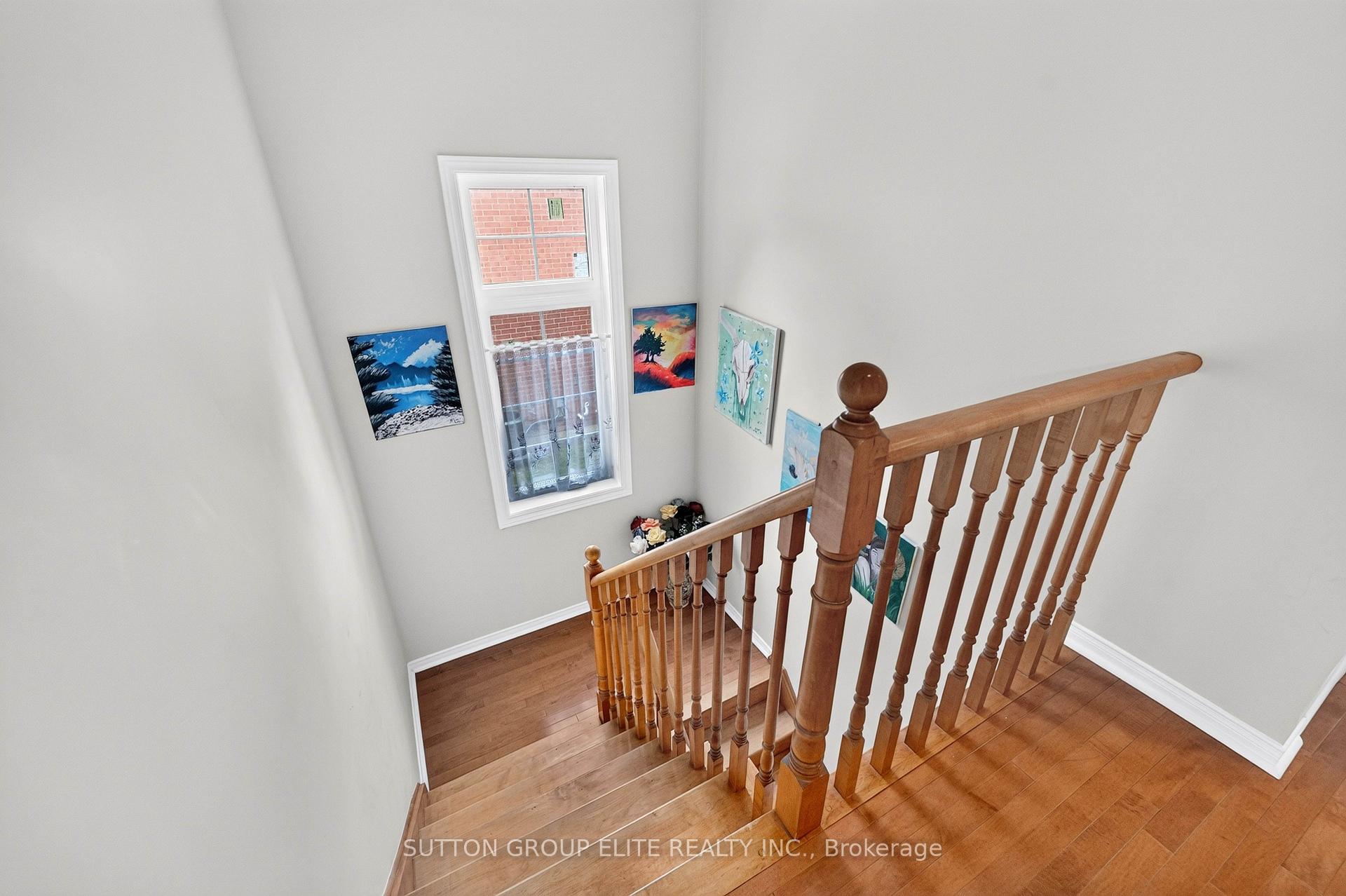Photo 25 of Unit 29, 5223 Fairford Crescent, Mississauga, East Credit — HOMEH