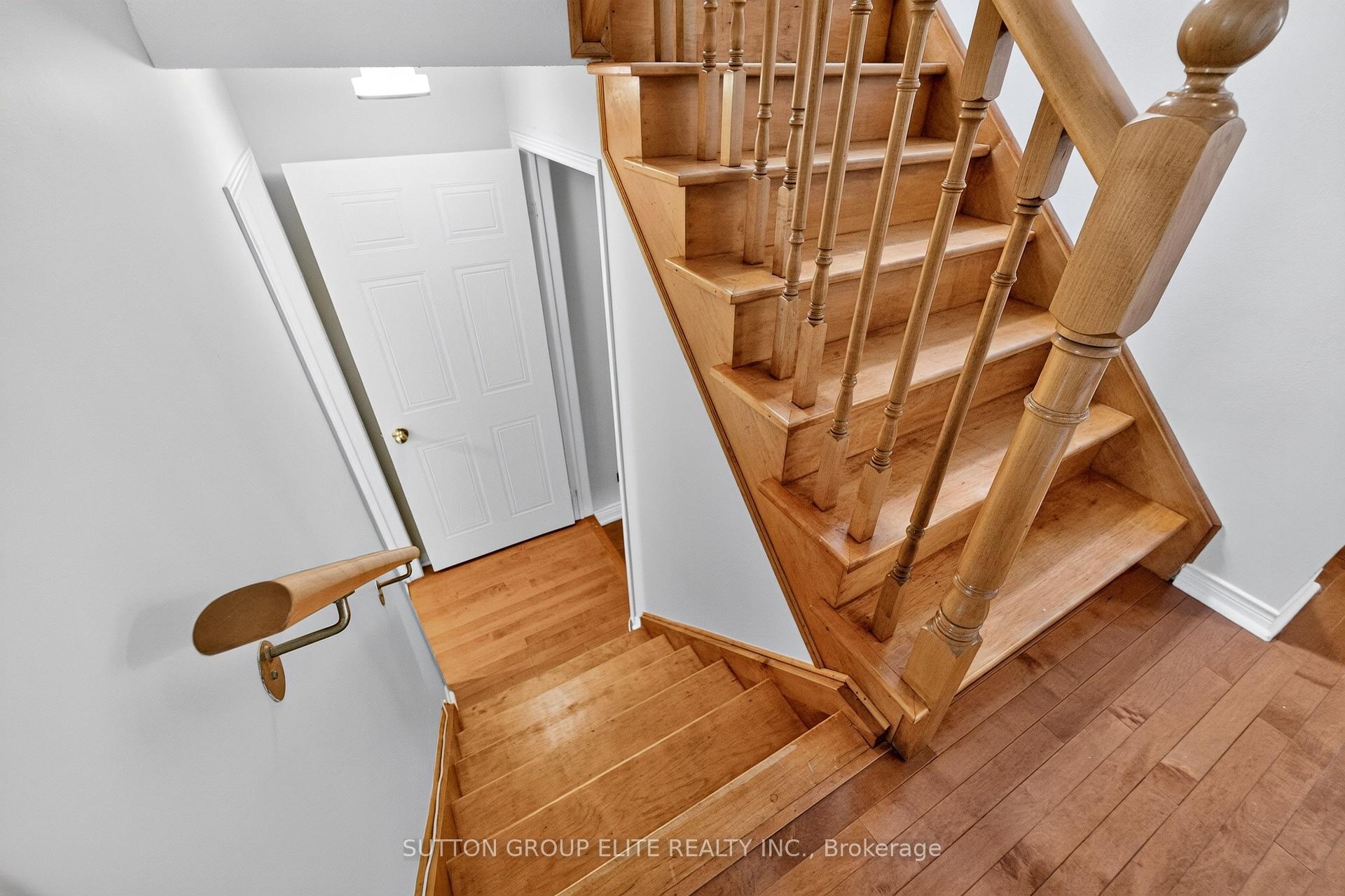 Photo 36 of Unit 29, 5223 Fairford Crescent, Mississauga, East Credit — HOMEH