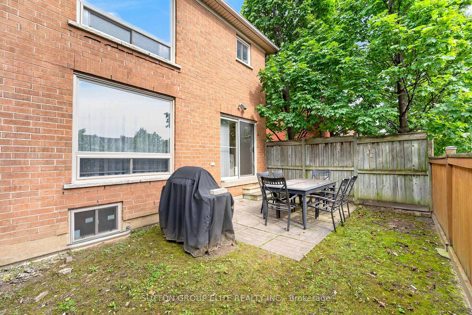 Photo 46 of Unit 29, 5223 Fairford Crescent, Mississauga, East Credit — HOMEH
