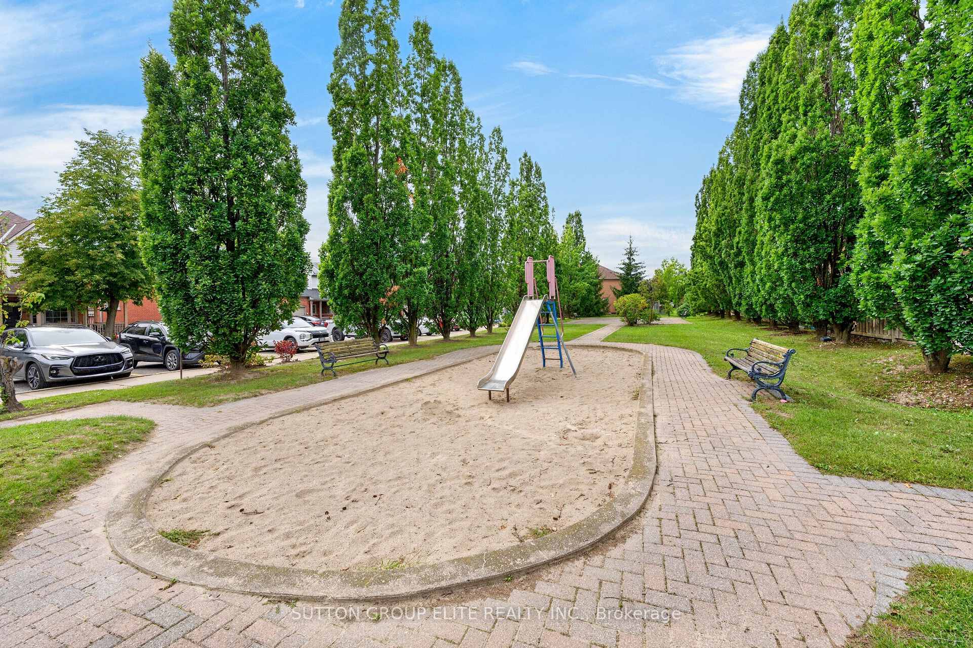 Photo 48 of Unit 29, 5223 Fairford Crescent, Mississauga, East Credit — HOMEH