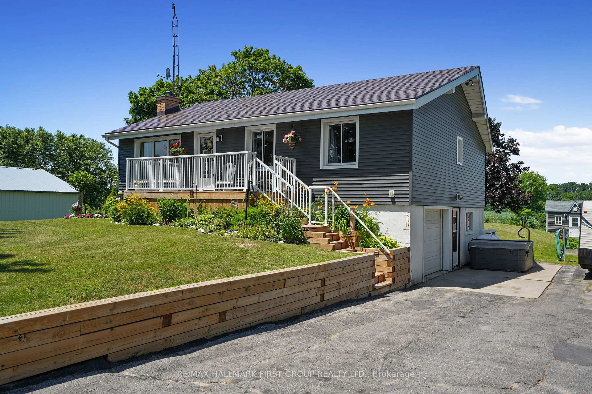 Photo 2 of 7638 Telephone Road, Hamilton Township, Rural Hamilton — HOMEH