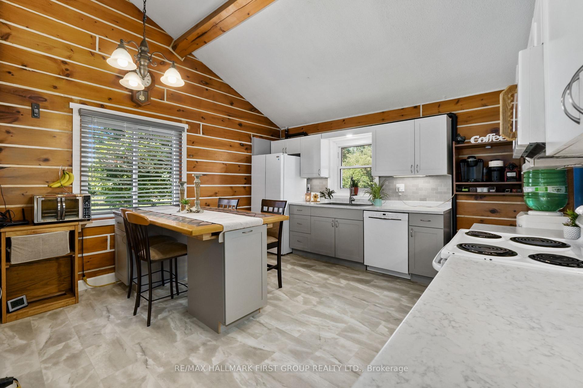 Photo 13 of 7638 Telephone Road, Hamilton Township, Rural Hamilton — HOMEH