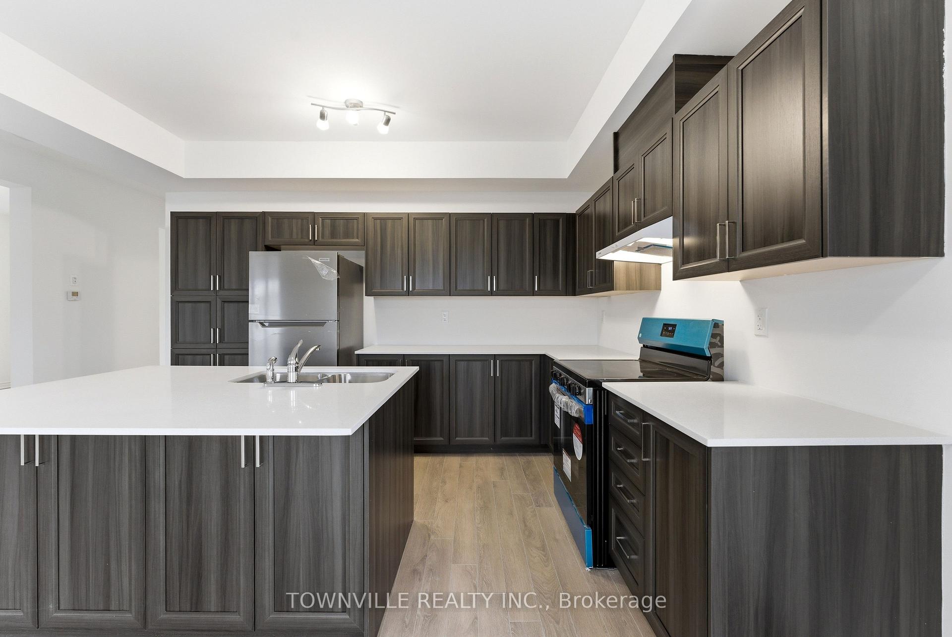 Photo 11 of 51 Bradden Crescent, Belleville, Belleville Ward — HOMEH
