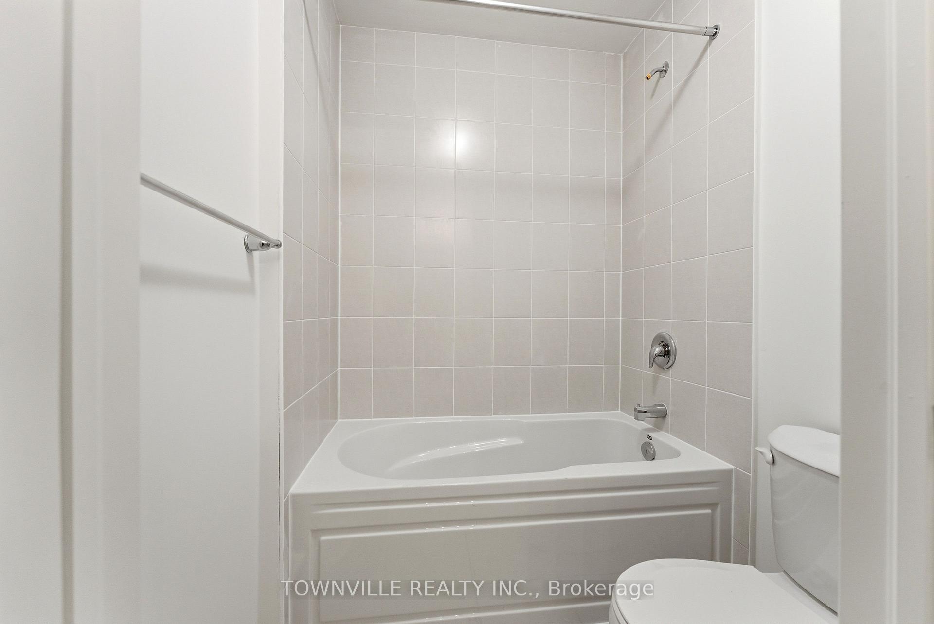 Photo 24 of 51 Bradden Crescent, Belleville, Belleville Ward — HOMEH