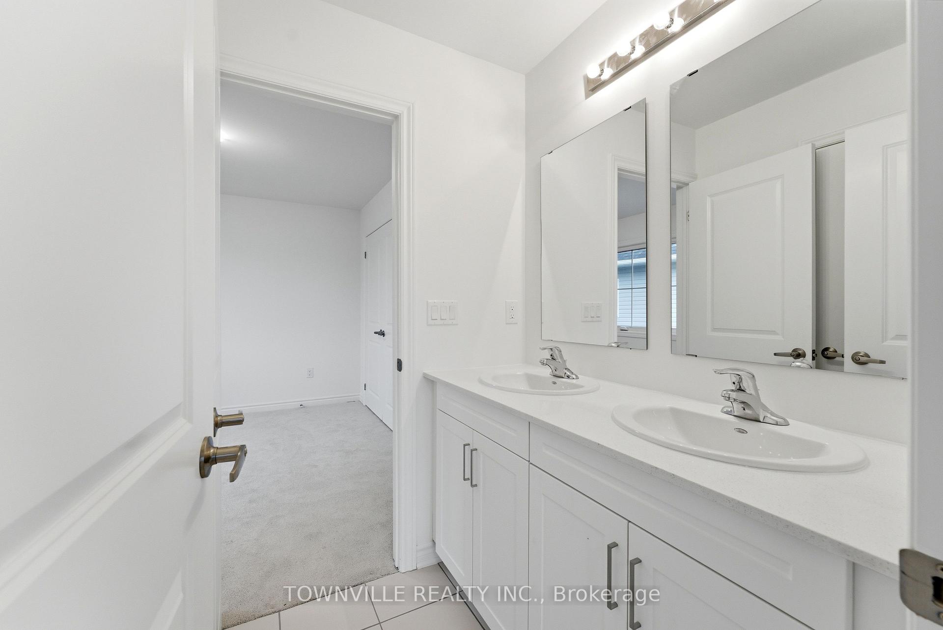 Photo 26 of 51 Bradden Crescent, Belleville, Belleville Ward — HOMEH