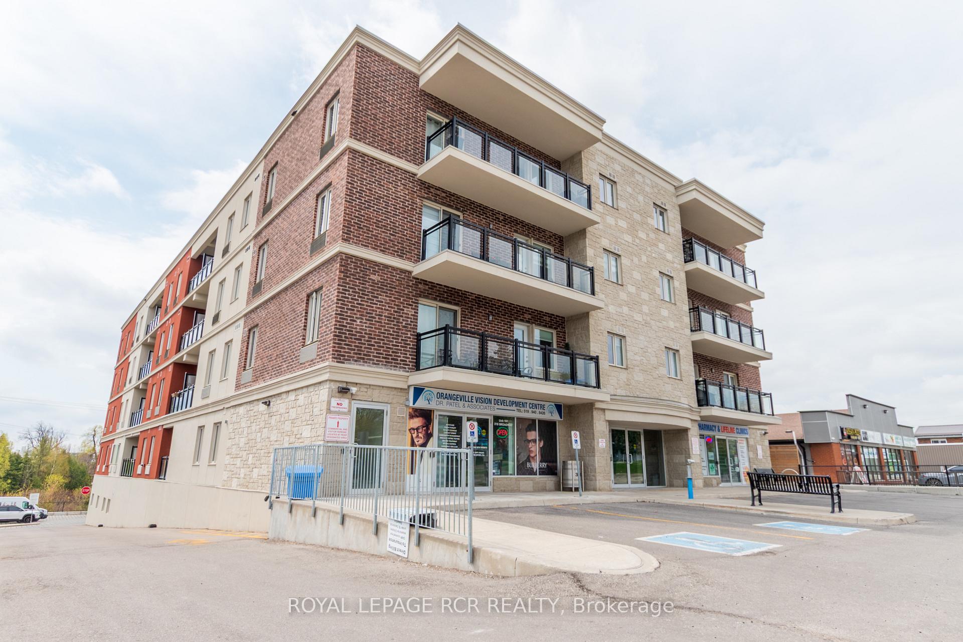 Photo of Unit 309, 310 Broadway Avenue