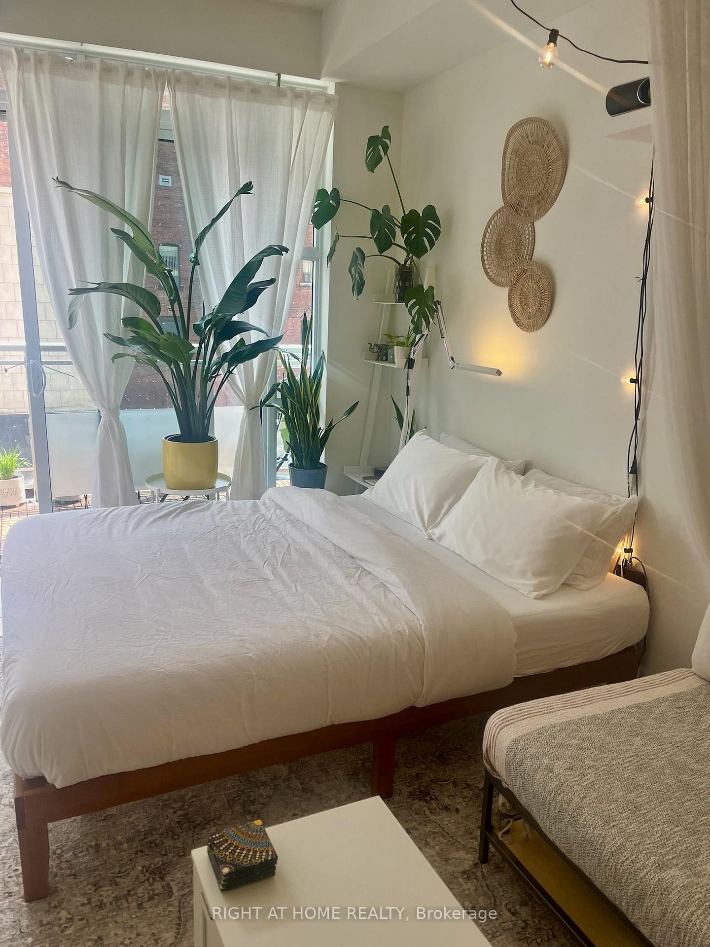 Photo 10 of Unit 205, 10 Willison Square, Toronto, Kensington-Chinatown — HOMEH