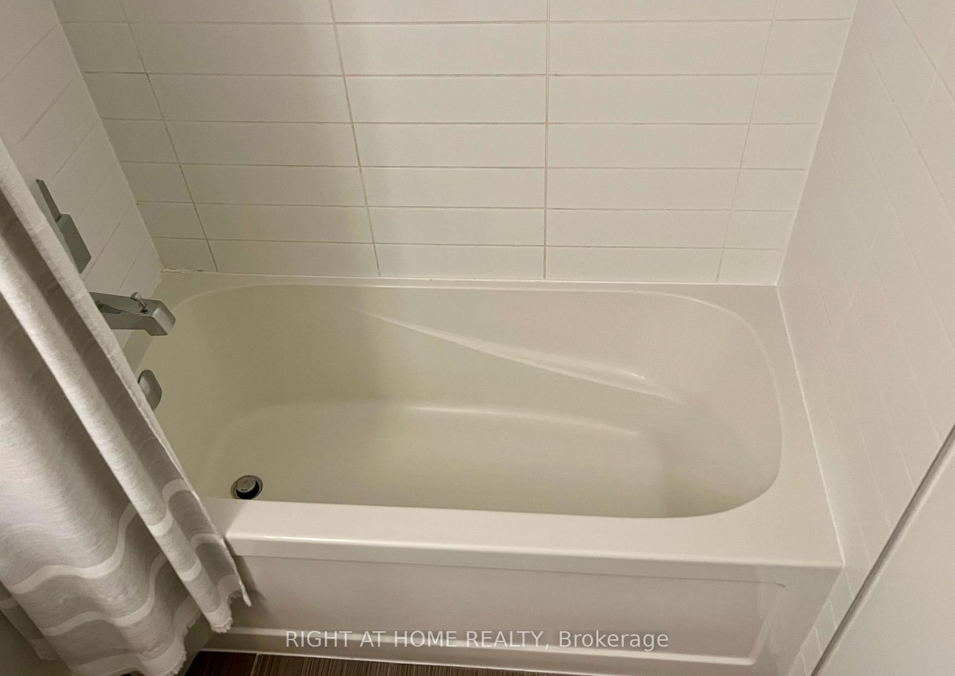Photo 25 of Unit 205, 10 Willison Square, Toronto, Kensington-Chinatown — HOMEH