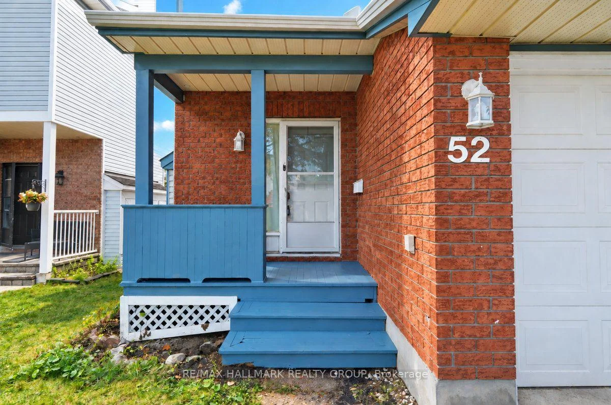 Photo 5 of 52 Piper Crescent, Ottawa, Kanata - Morgan's Grant/South March — HOMEH