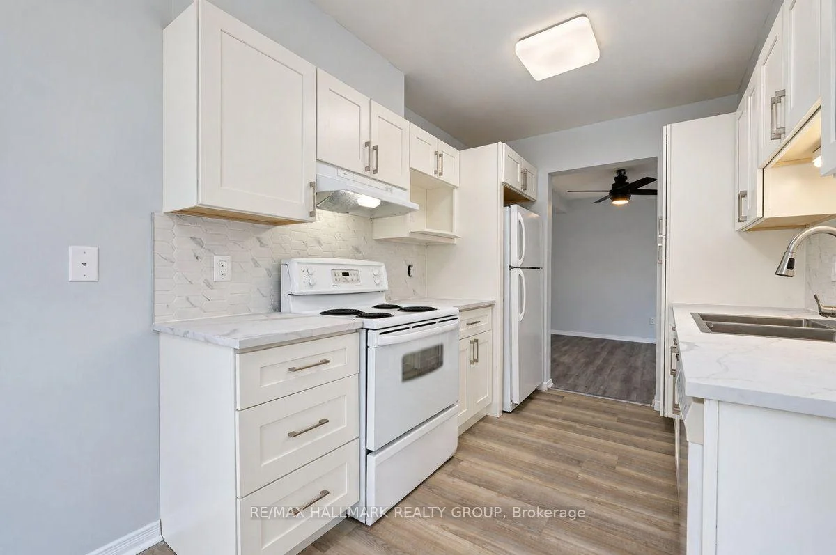 Photo 22 of 52 Piper Crescent, Ottawa, Kanata - Morgan's Grant/South March — HOMEH