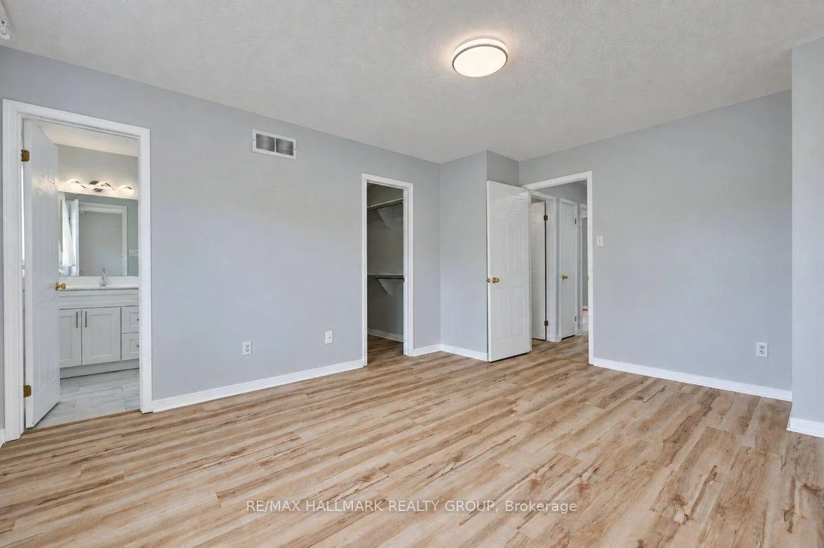 Photo 31 of 52 Piper Crescent, Ottawa, Kanata - Morgan's Grant/South March — HOMEH