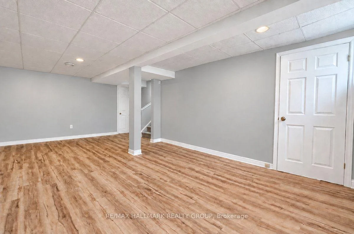 Photo 42 of 52 Piper Crescent, Ottawa, Kanata - Morgan's Grant/South March — HOMEH
