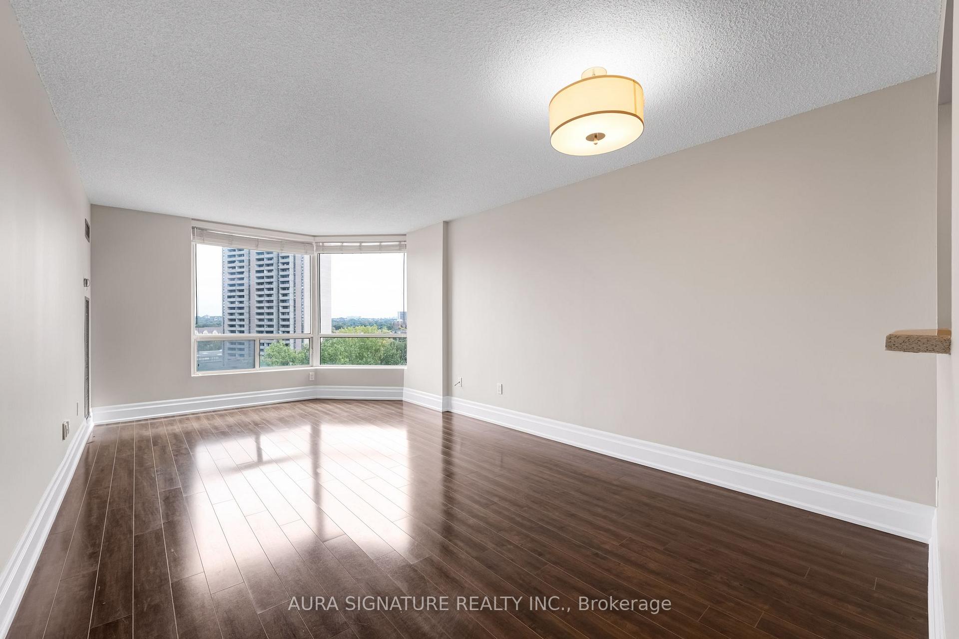 Photo 31 of Unit 1010, 3 Hickory Tree Road, North York, Weston — HOMEH