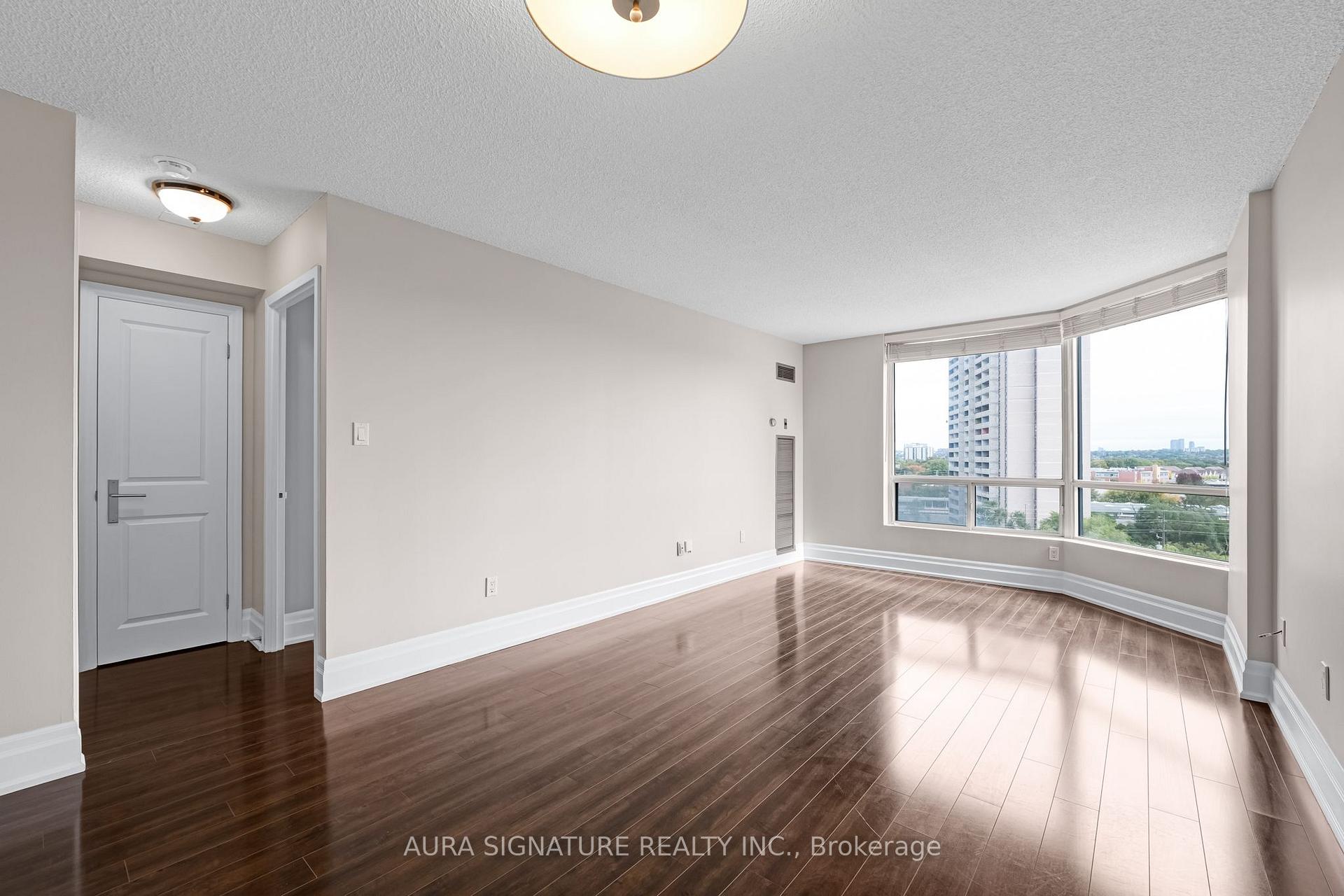 Photo 37 of Unit 1010, 3 Hickory Tree Road, North York, Weston — HOMEH