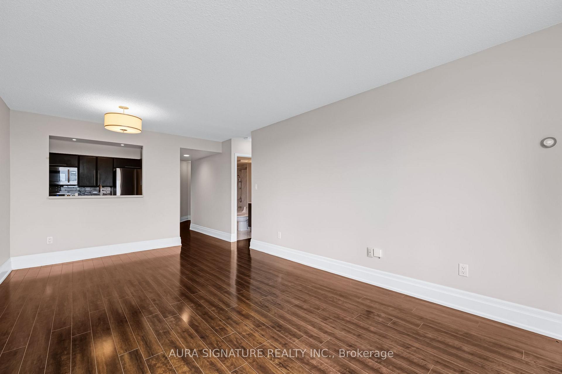 Photo 36 of Unit 1010, 3 Hickory Tree Road, North York, Weston — HOMEH