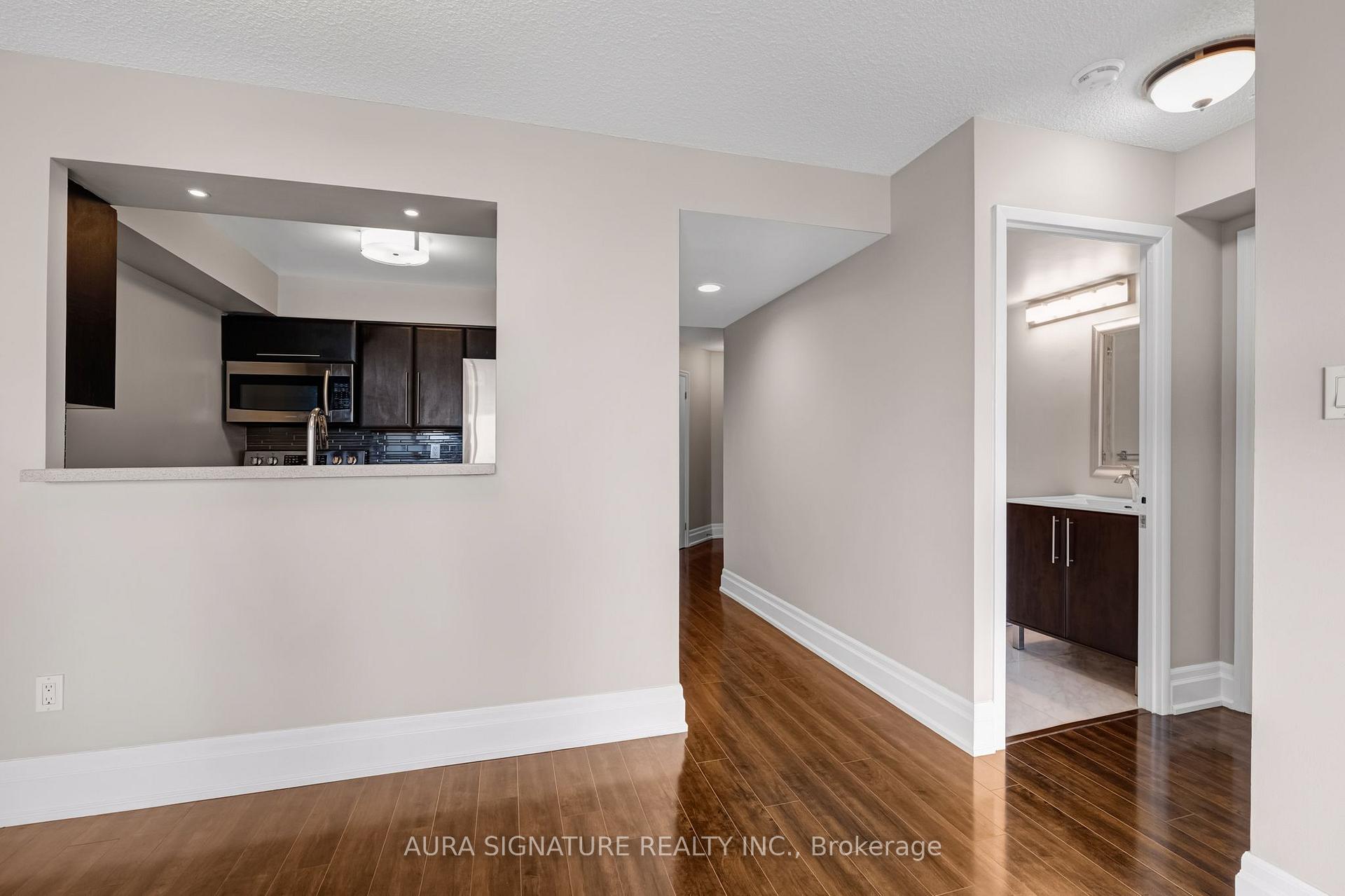 Photo 61 of Unit 1010, 3 Hickory Tree Road, North York, Weston — HOMEH