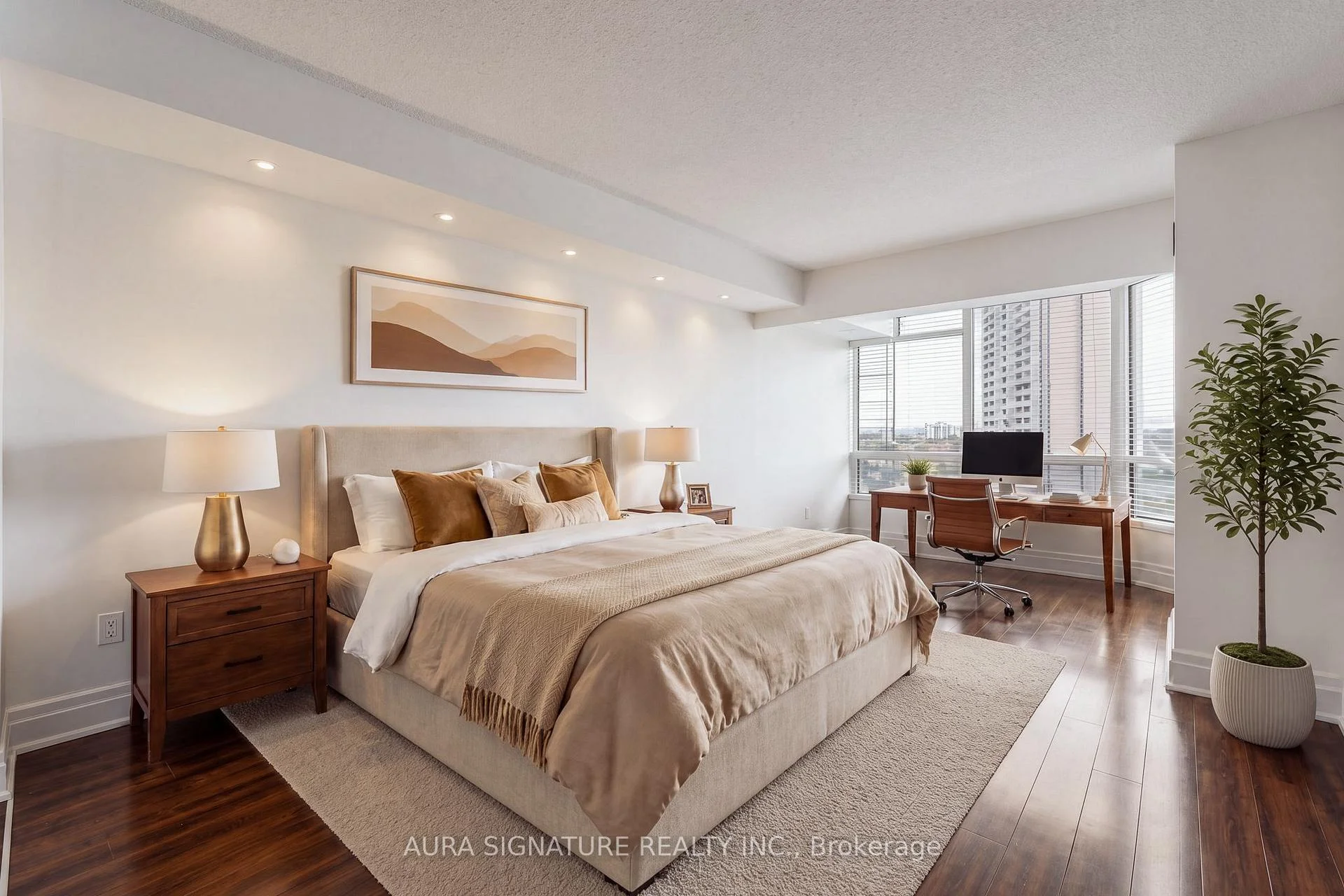Photo 46 of Unit 1010, 3 Hickory Tree Road, North York, Weston — HOMEH