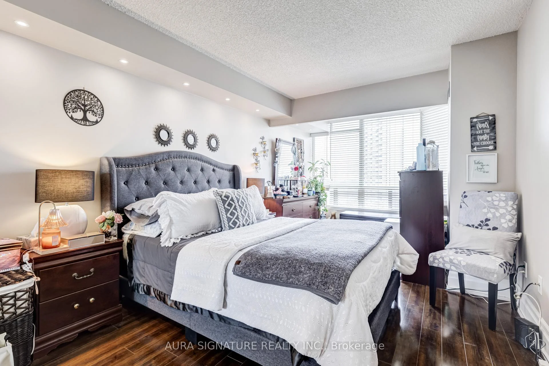 Photo 53 of Unit 1010, 3 Hickory Tree Road, North York, Weston — HOMEH
