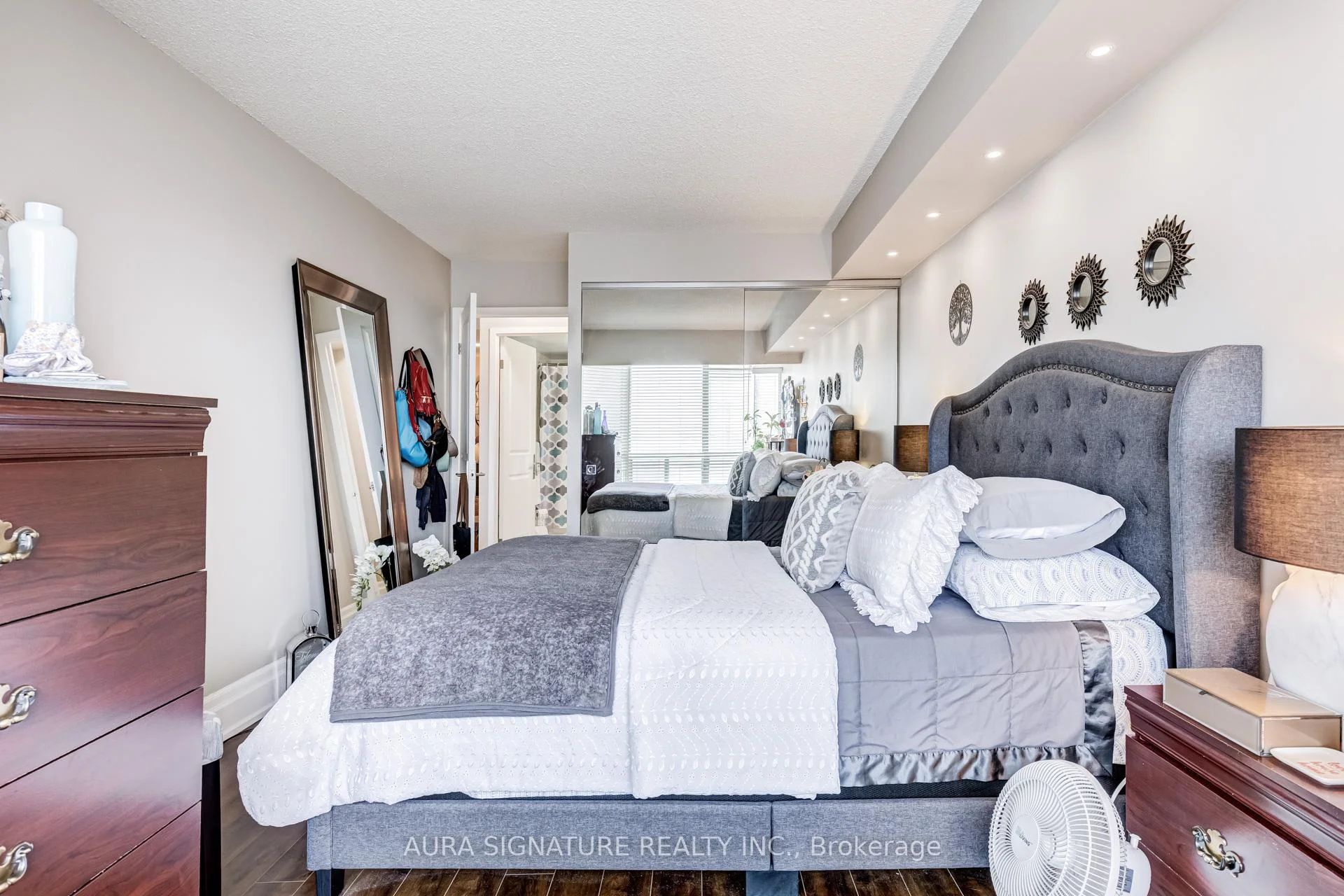 Photo 55 of Unit 1010, 3 Hickory Tree Road, North York, Weston — HOMEH
