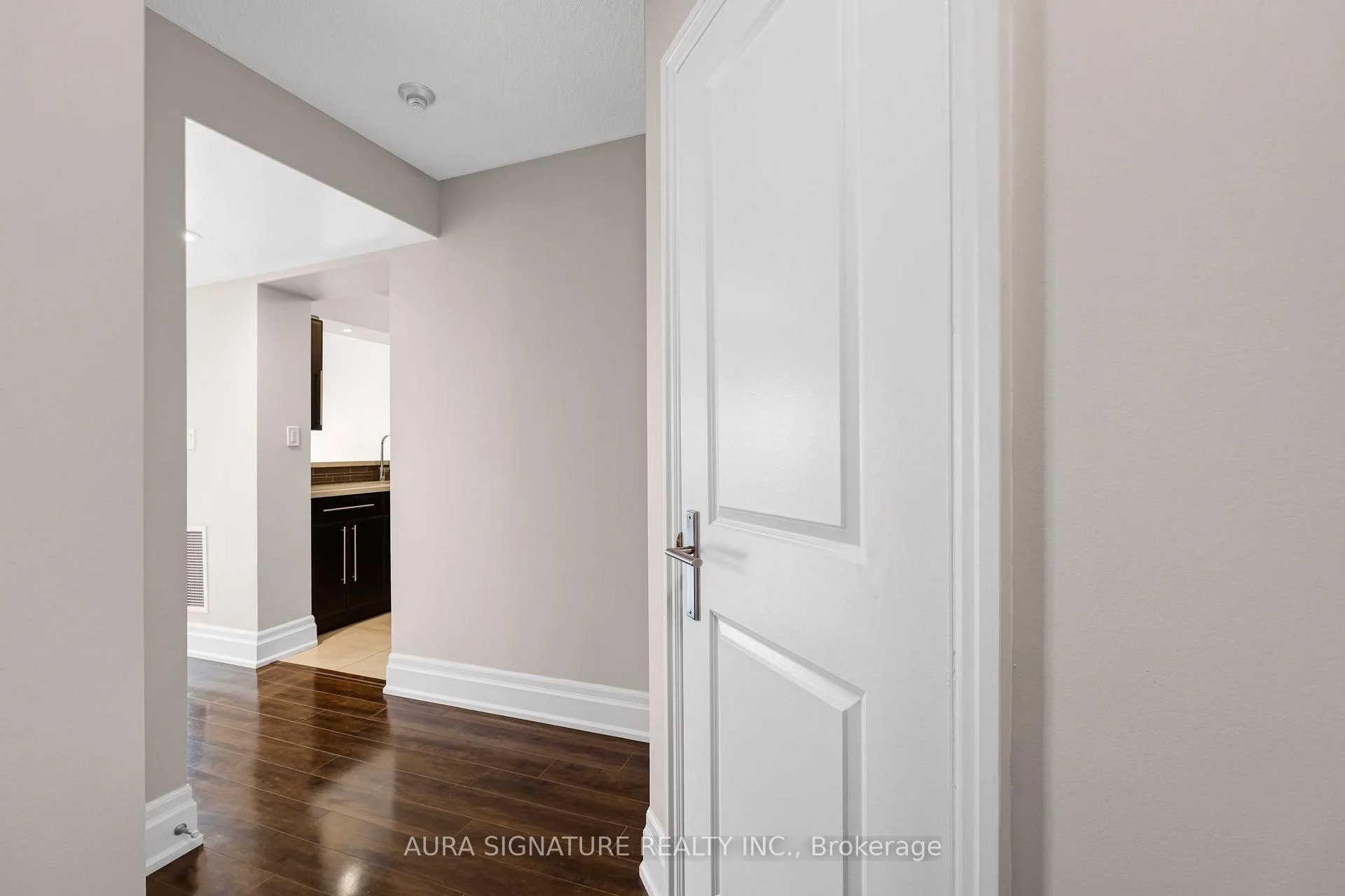 Photo 88 of Unit 1010, 3 Hickory Tree Road, North York, Weston — HOMEH