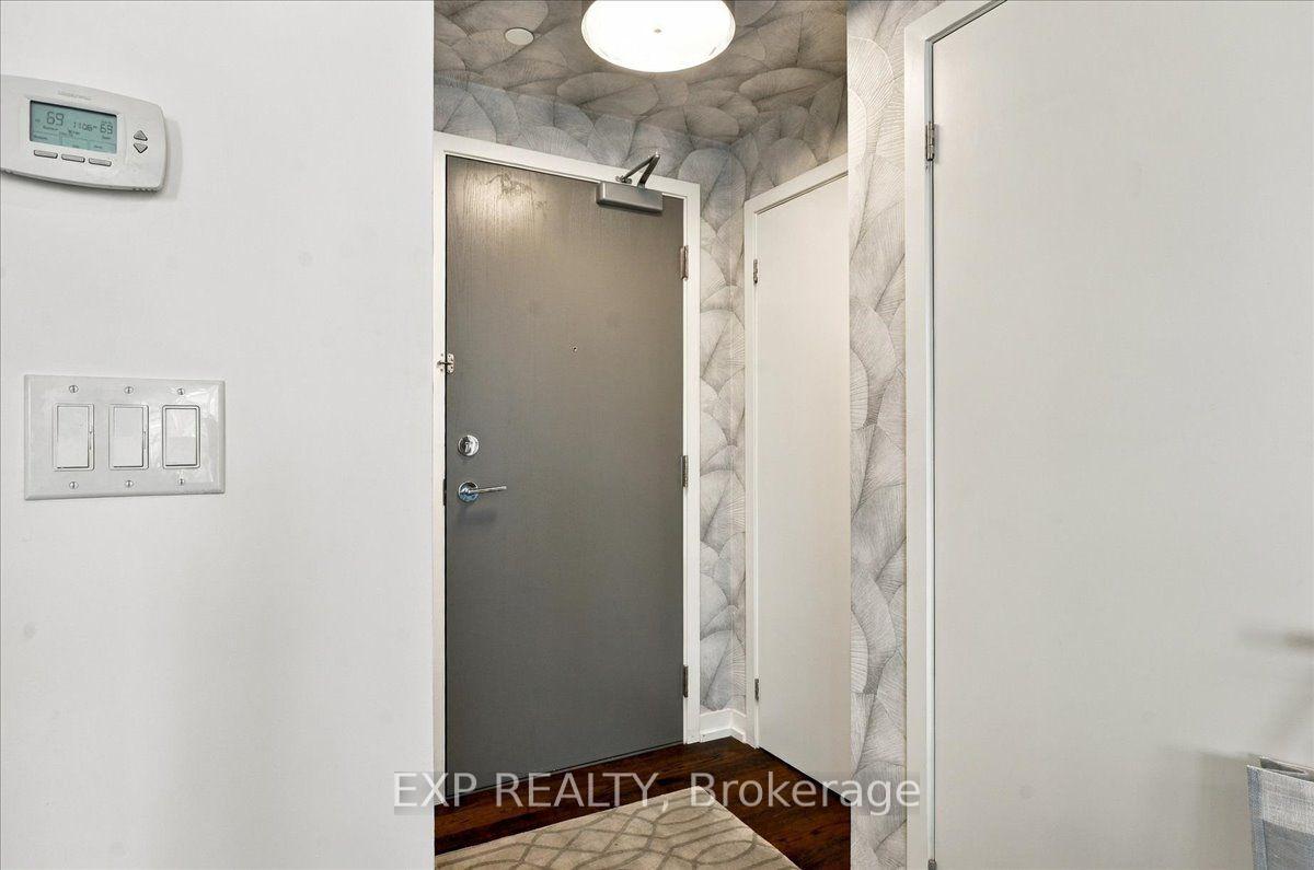 Photo 4 of Unit 2206, 21 Widmer Street, Toronto, Waterfront Communities — HOMEH