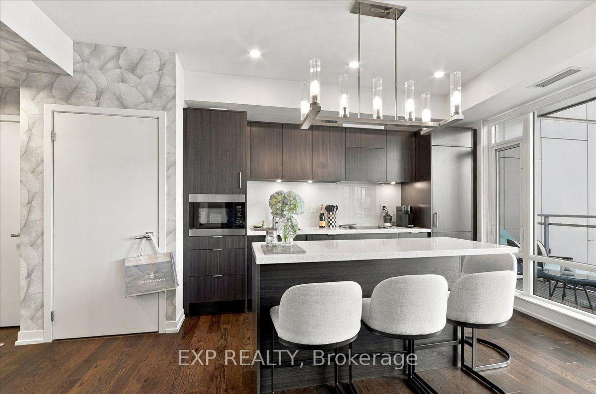 Photo 10 of Unit 2206, 21 Widmer Street, Toronto, Waterfront Communities — HOMEH
