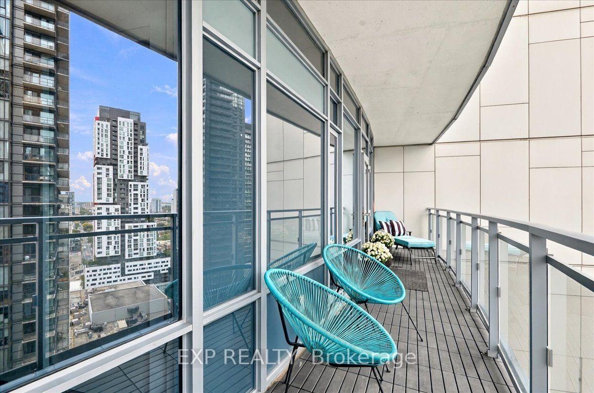 Photo 11 of Unit 2206, 21 Widmer Street, Toronto, Waterfront Communities — HOMEH