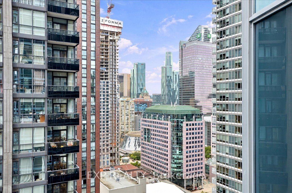 Photo 14 of Unit 2206, 21 Widmer Street, Toronto, Waterfront Communities — HOMEH