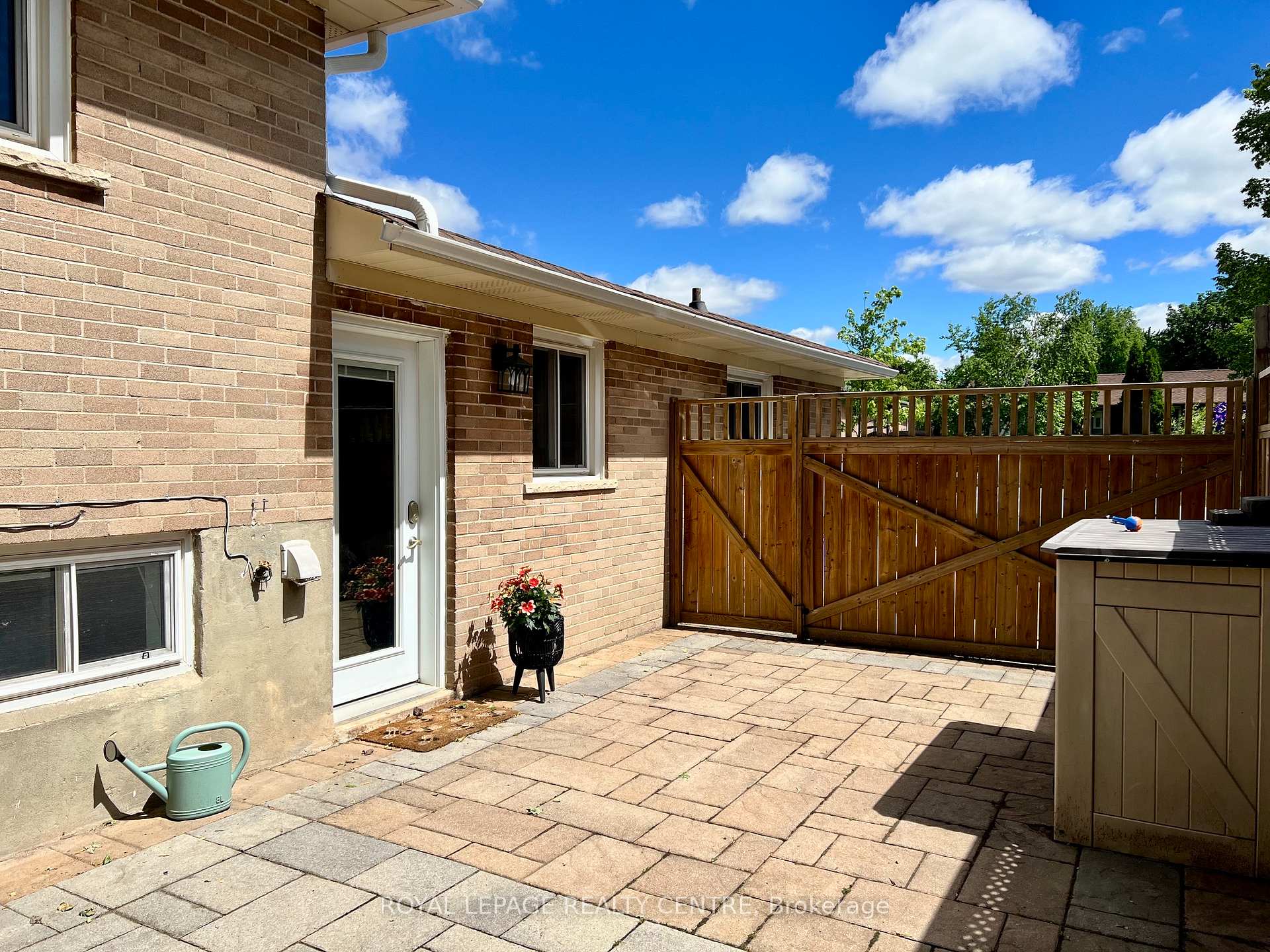 Photo 17 of 1319 Redbank Crescent, Oakville, College Park — HOMEH