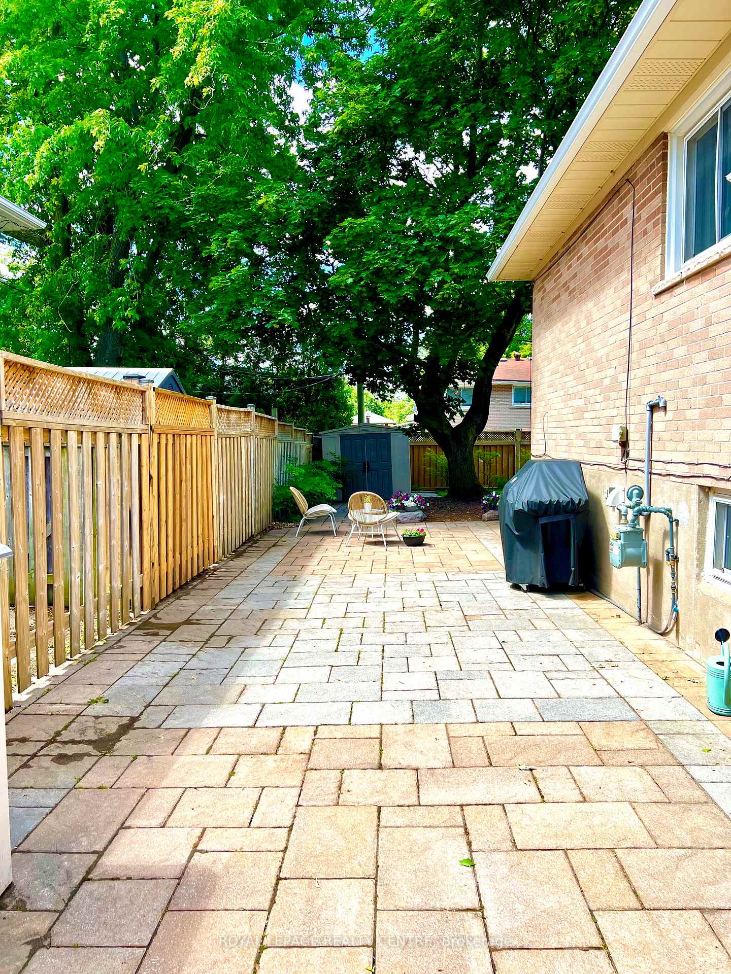 Photo 18 of 1319 Redbank Crescent, Oakville, College Park — HOMEH