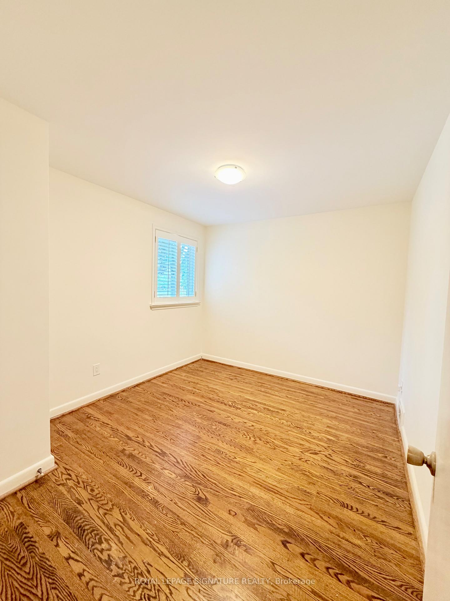 Photo 21 of 3 Avery Avenue, Etobicoke, Markland Wood — HOMEH