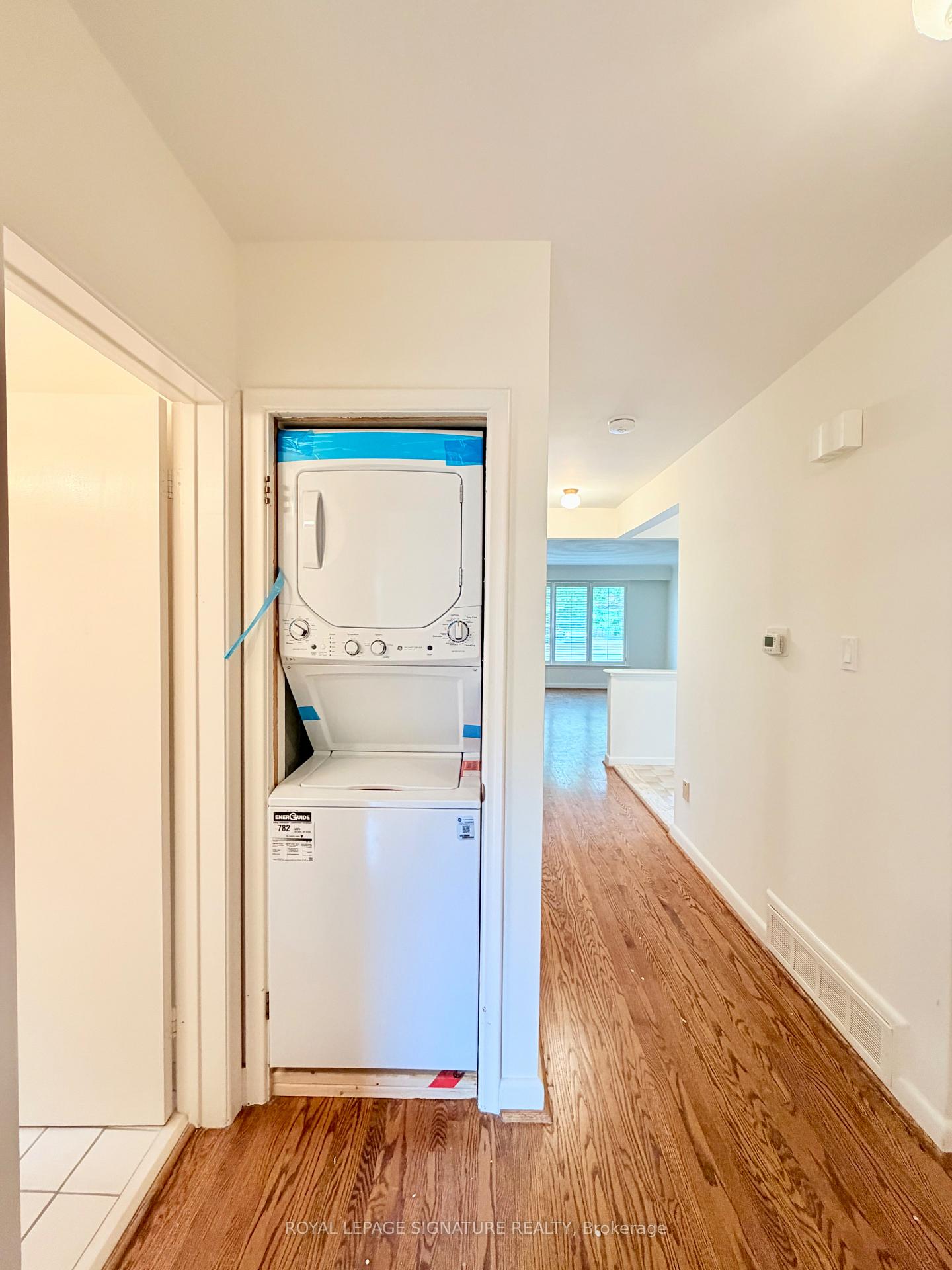 Photo 28 of 3 Avery Avenue, Etobicoke, Markland Wood — HOMEH