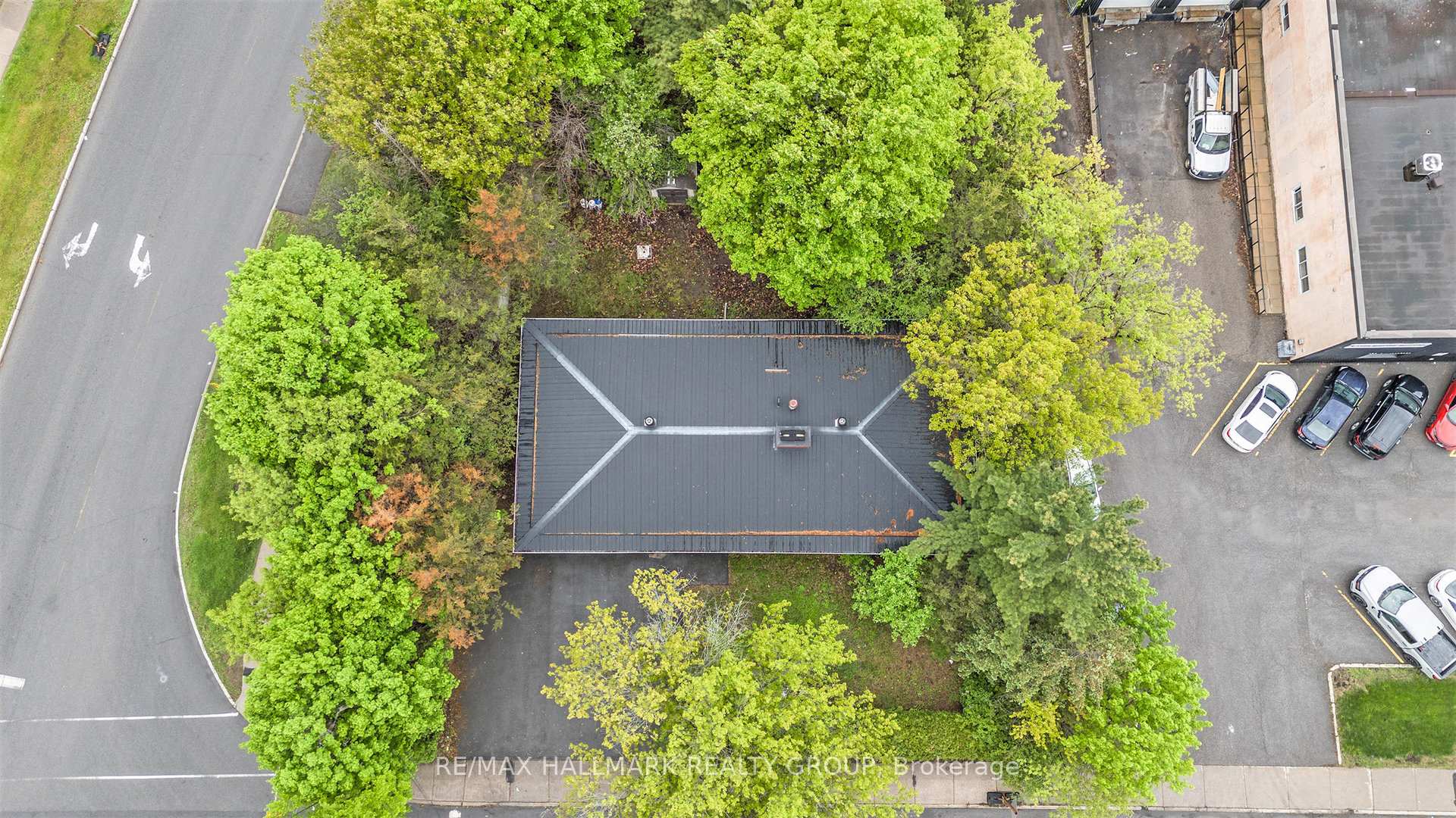 Photo 12 of 1128 Cummings Avenue, Ottawa, Cyrville — HOMEH