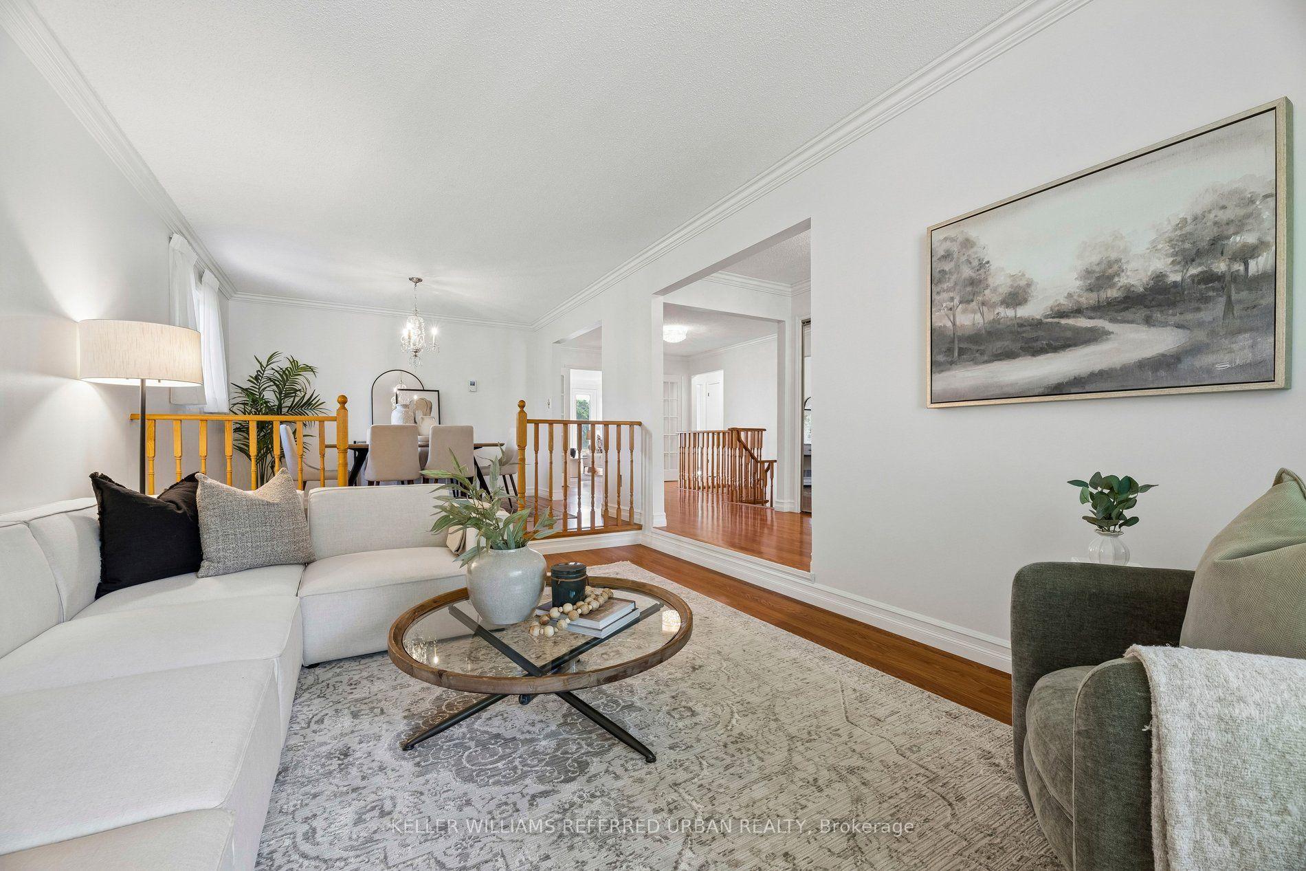 Photo 7 of 72 Munro Crescent, Uxbridge — HOMEH