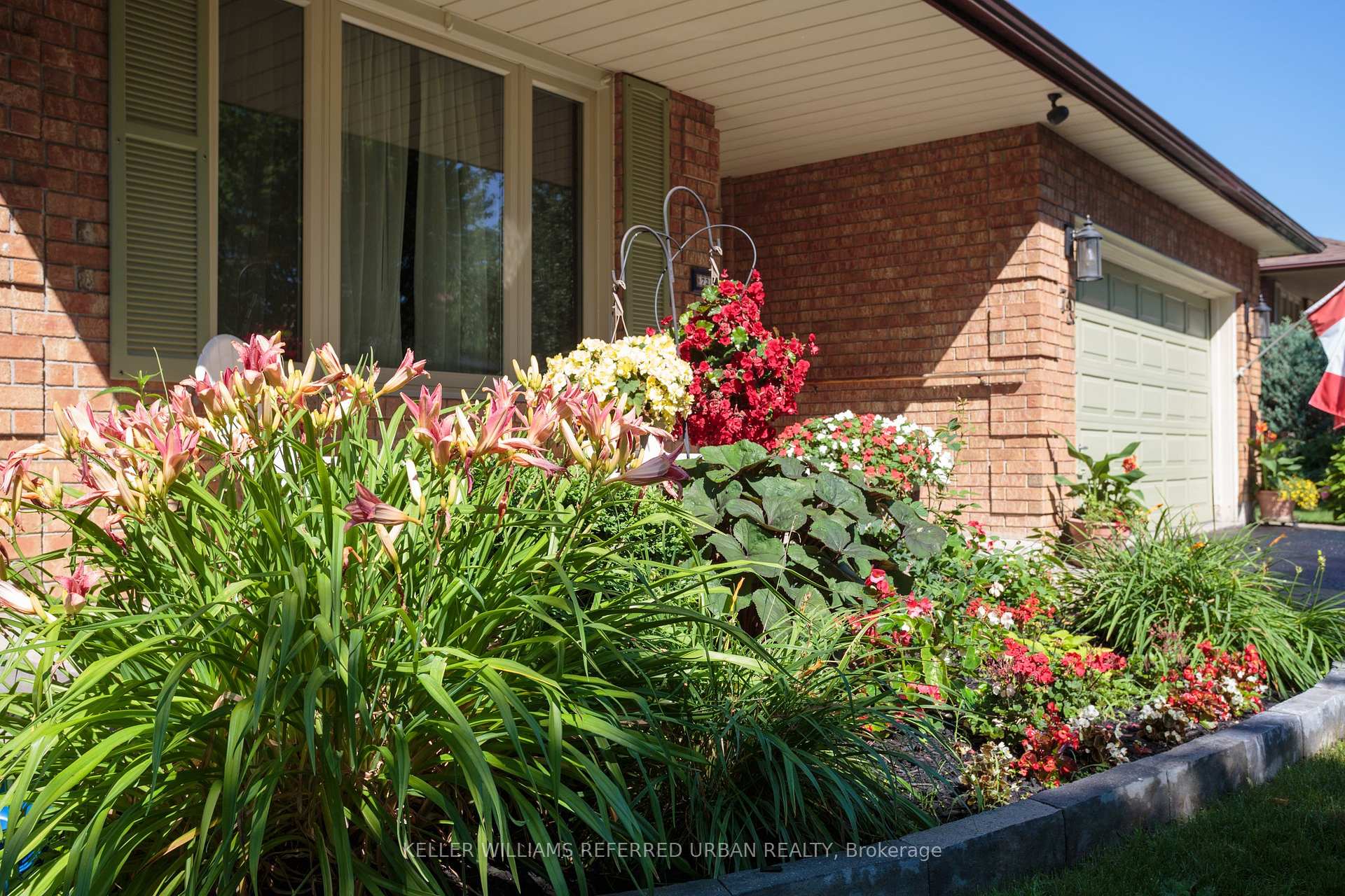 Photo 41 of 72 Munro Crescent, Uxbridge — HOMEH