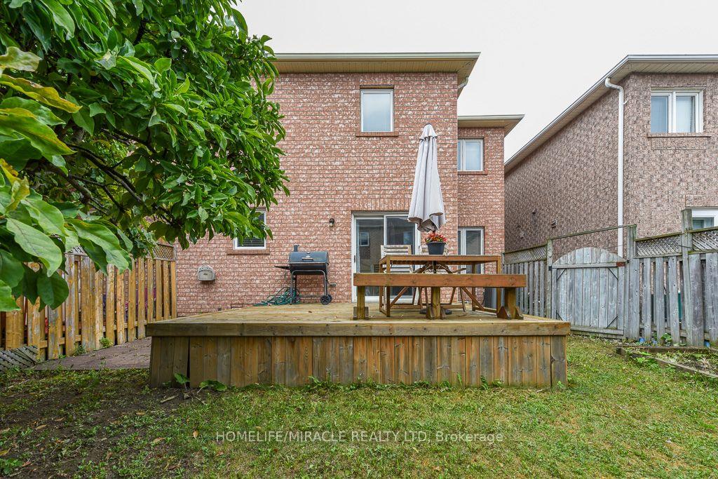 Photo 48 of 49 Seaside Circle, Brampton, Sandringham-Wellington — HOMEH