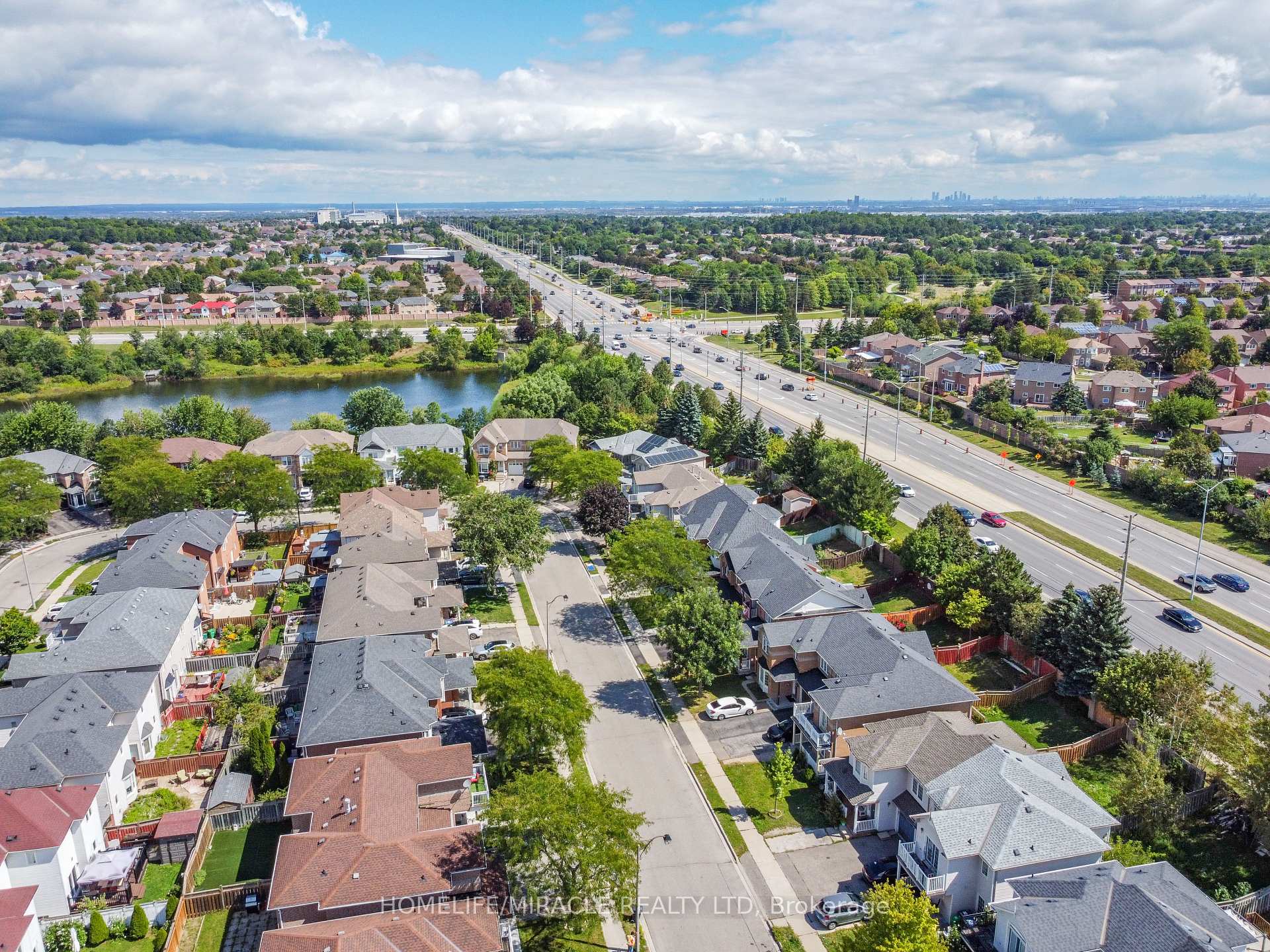 Photo 54 of 49 Seaside Circle, Brampton, Sandringham-Wellington — HOMEH