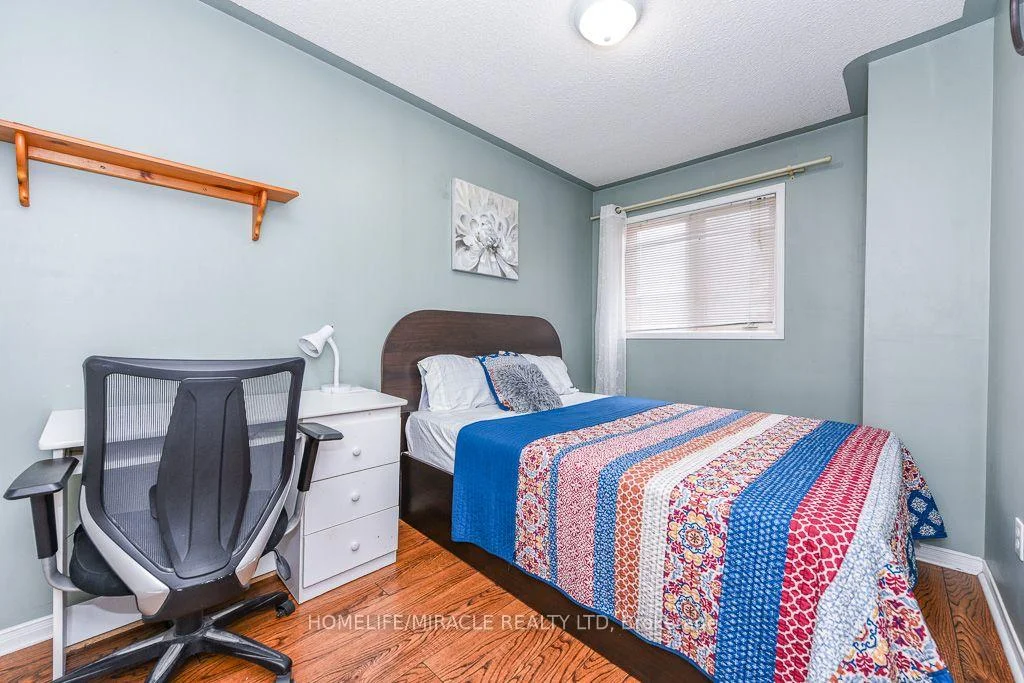 Photo 27 of 49 Seaside Circle, Brampton, Sandringham-Wellington — HOMEH