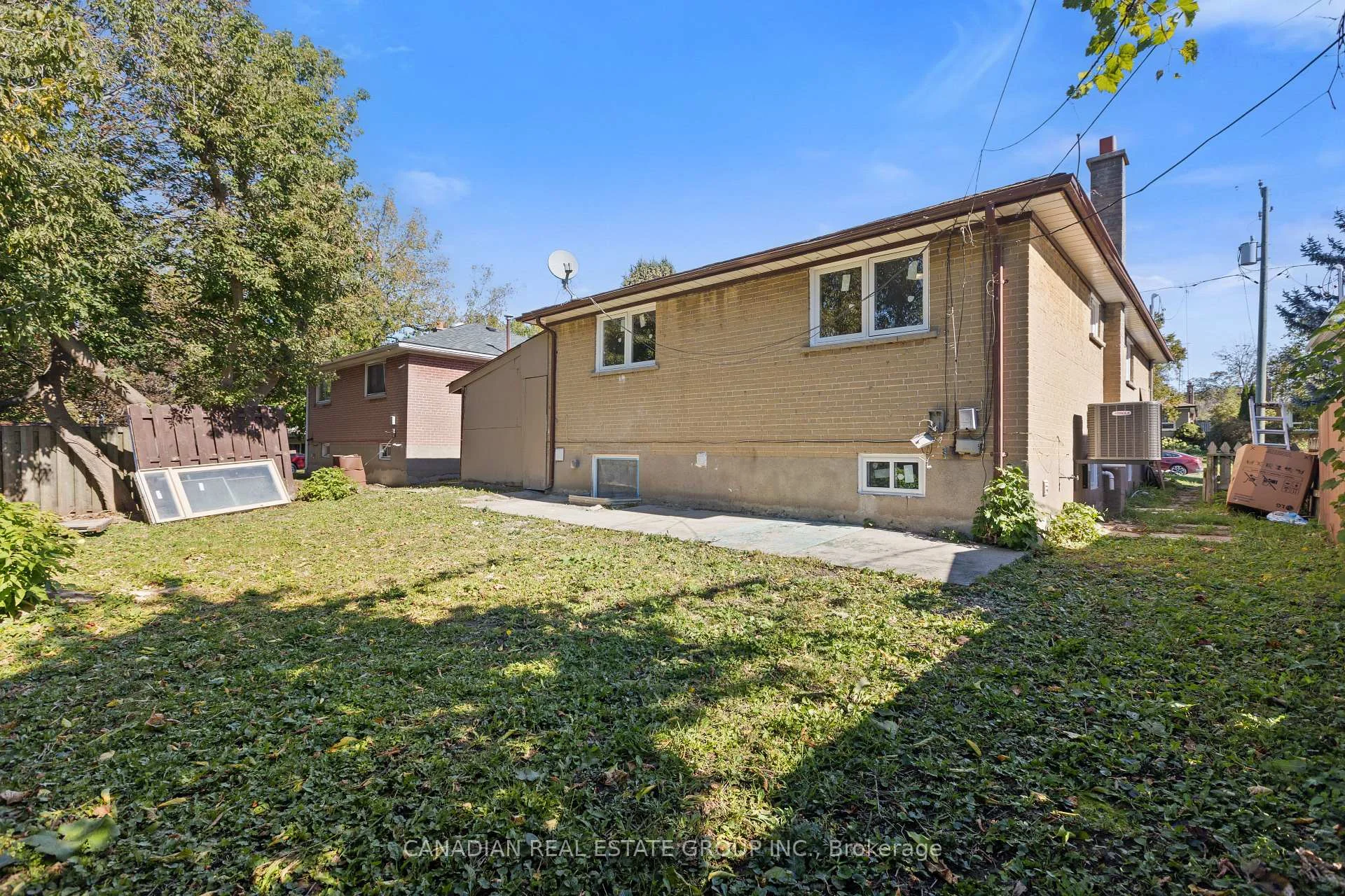 Photo 23 of 440 Macaulay Street, Oshawa, Donevan — HOMEH
