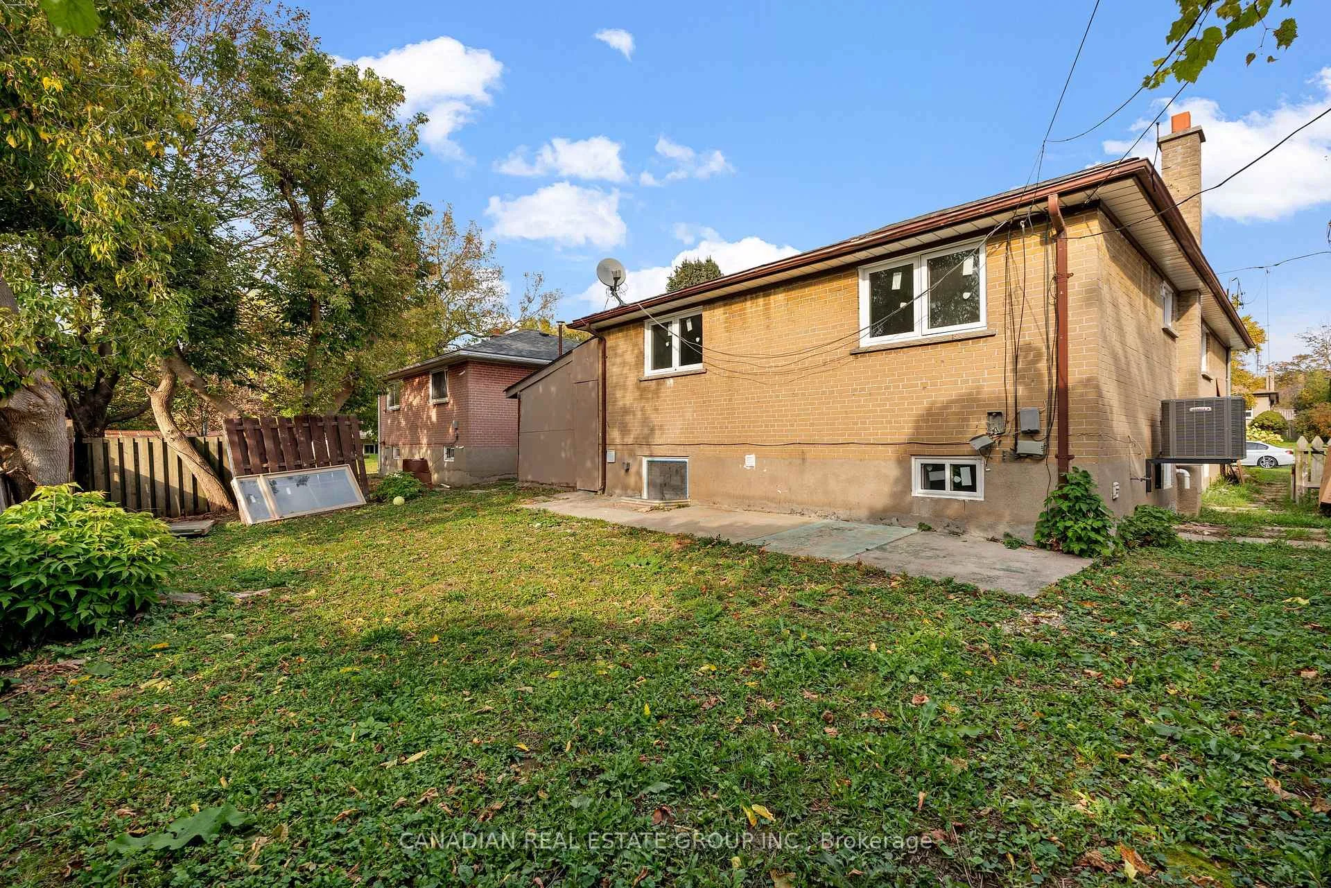Photo 80 of 440 Macaulay Street, Oshawa, Donevan — HOMEH