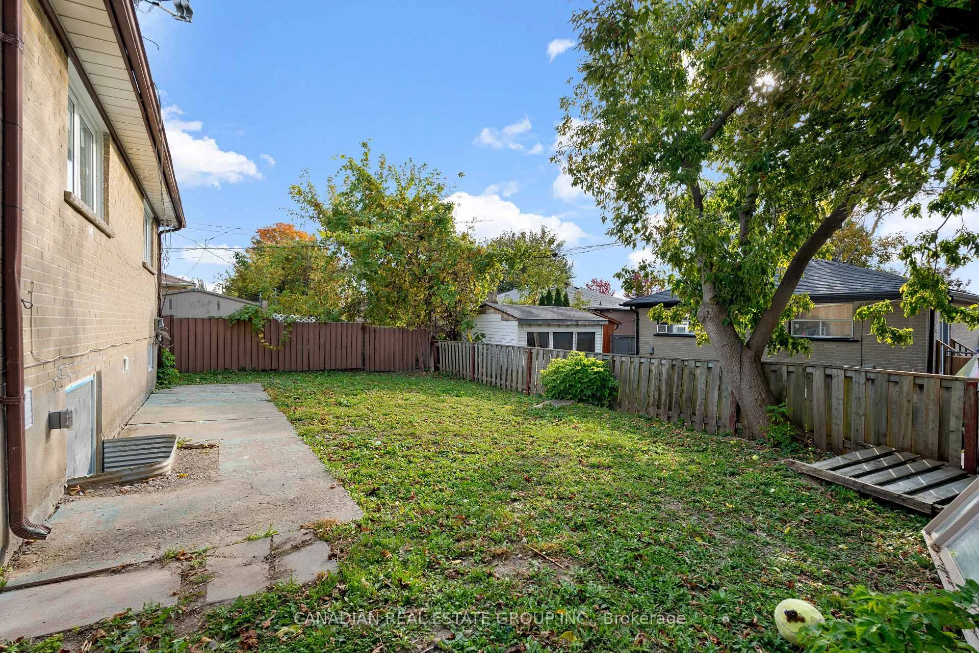 Photo 82 of 440 Macaulay Street, Oshawa, Donevan — HOMEH