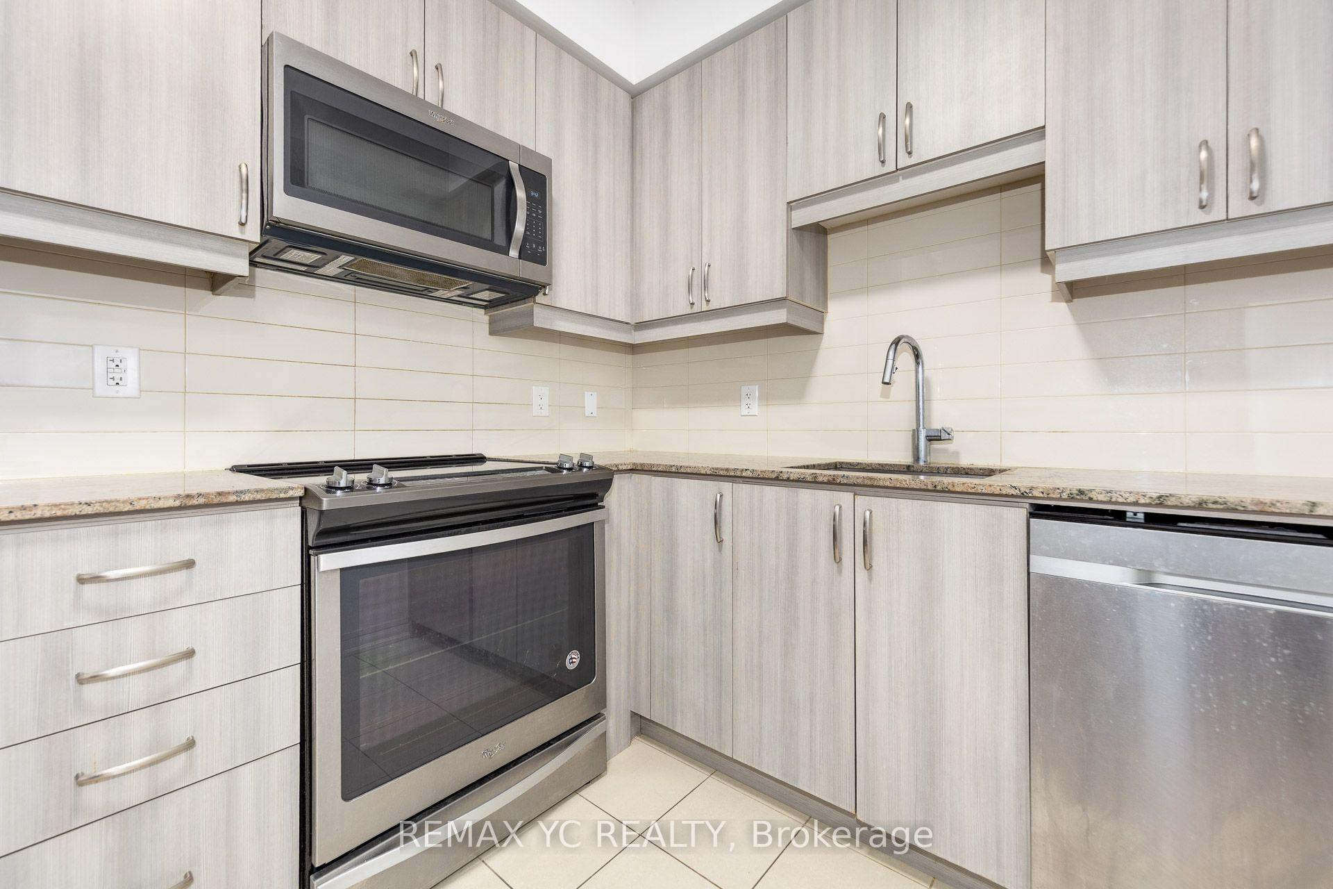 Photo 5 of Unit 201, 9191 Yonge Street, Richmond Hill, Langstaff — HOMEH