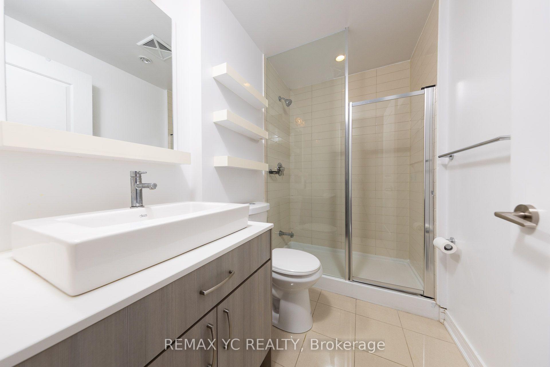 Photo 8 of Unit 201, 9191 Yonge Street, Richmond Hill, Langstaff — HOMEH